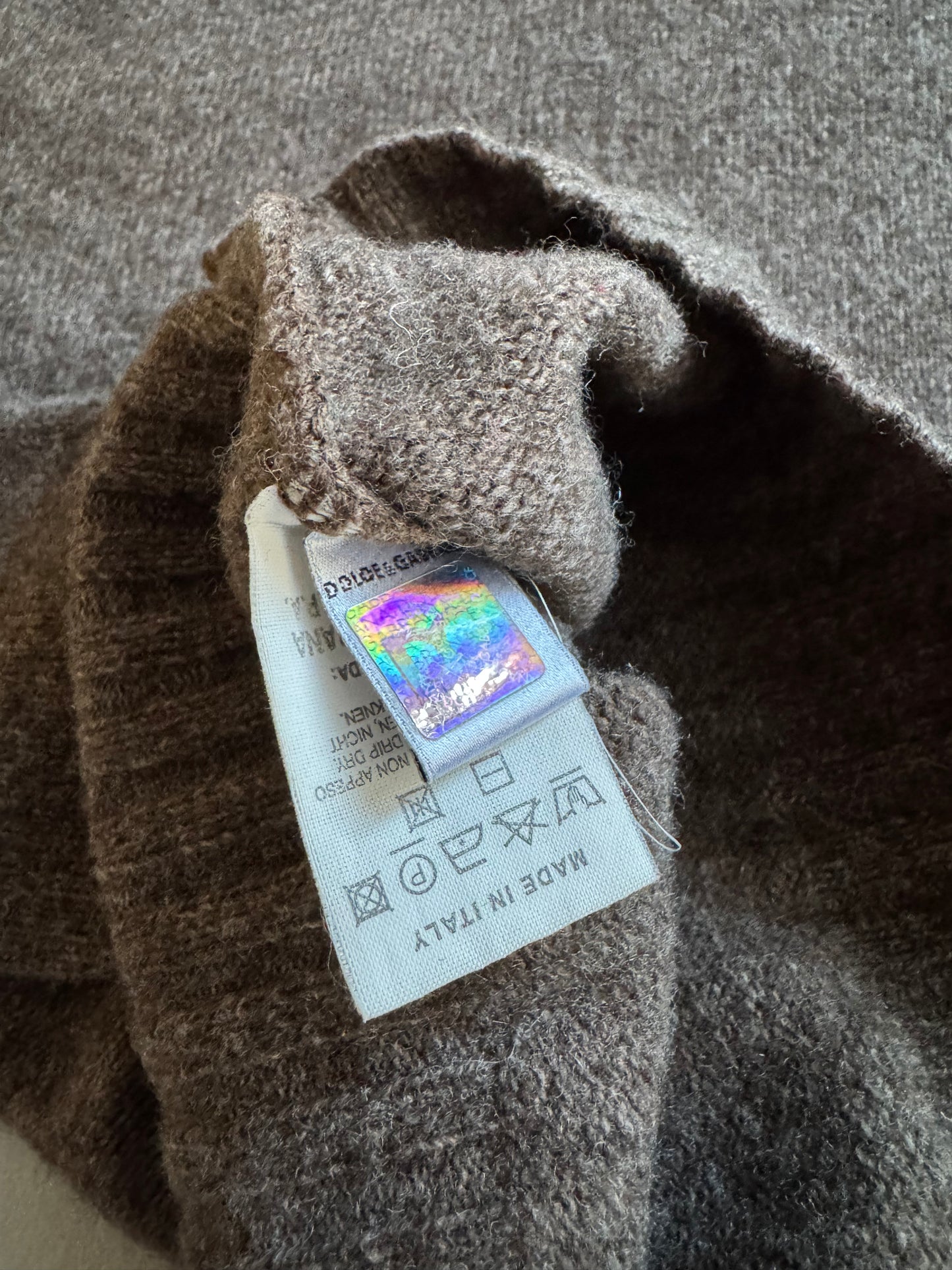 🧶 Pulover Dolce & Gabbana V-neck maro – Made in Italy – mărimea M