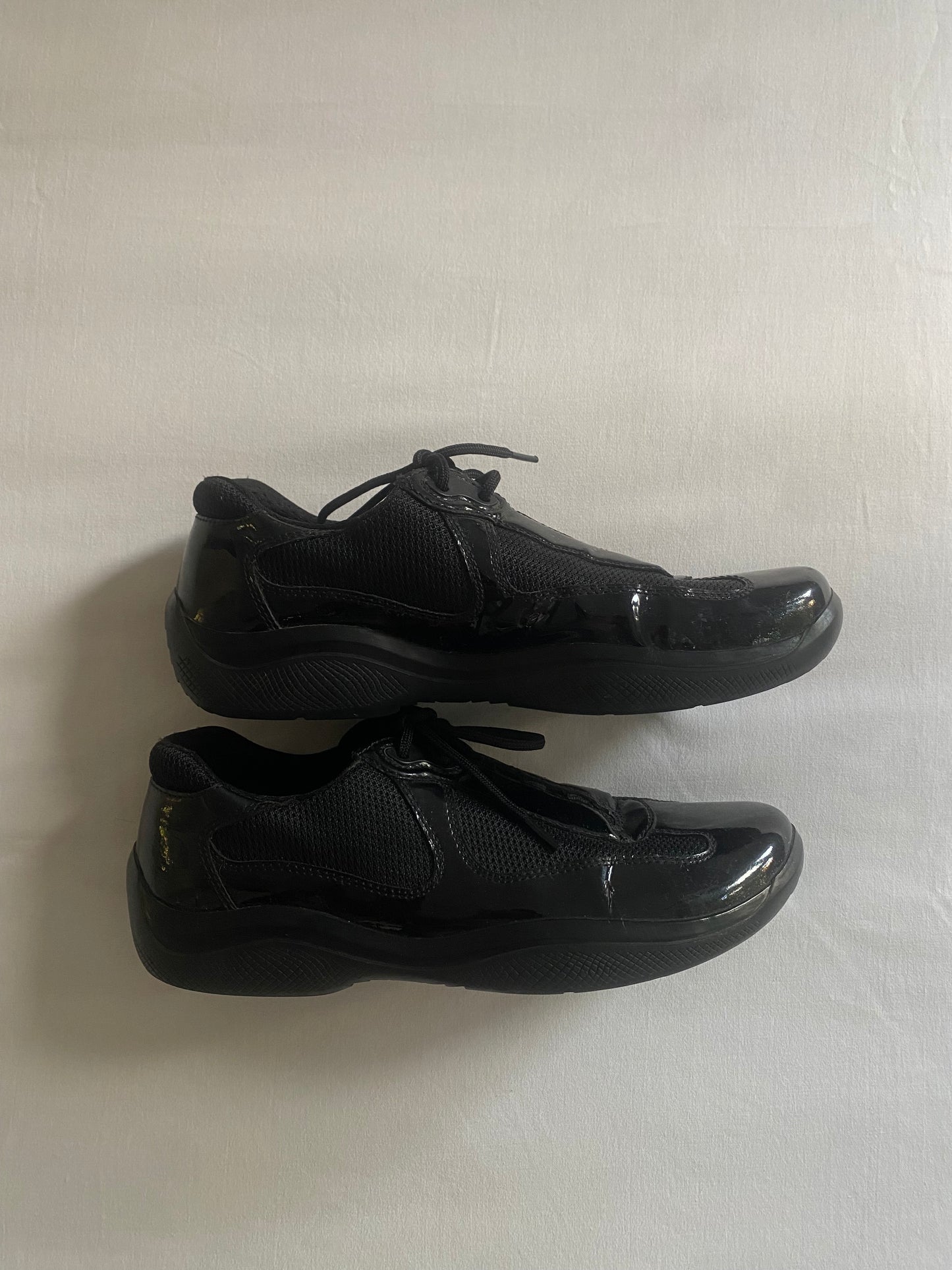 ⛵️ Sneakers Vintage Prada – America’s Cup – Piele Lăcuită Neagră – Mărime 37