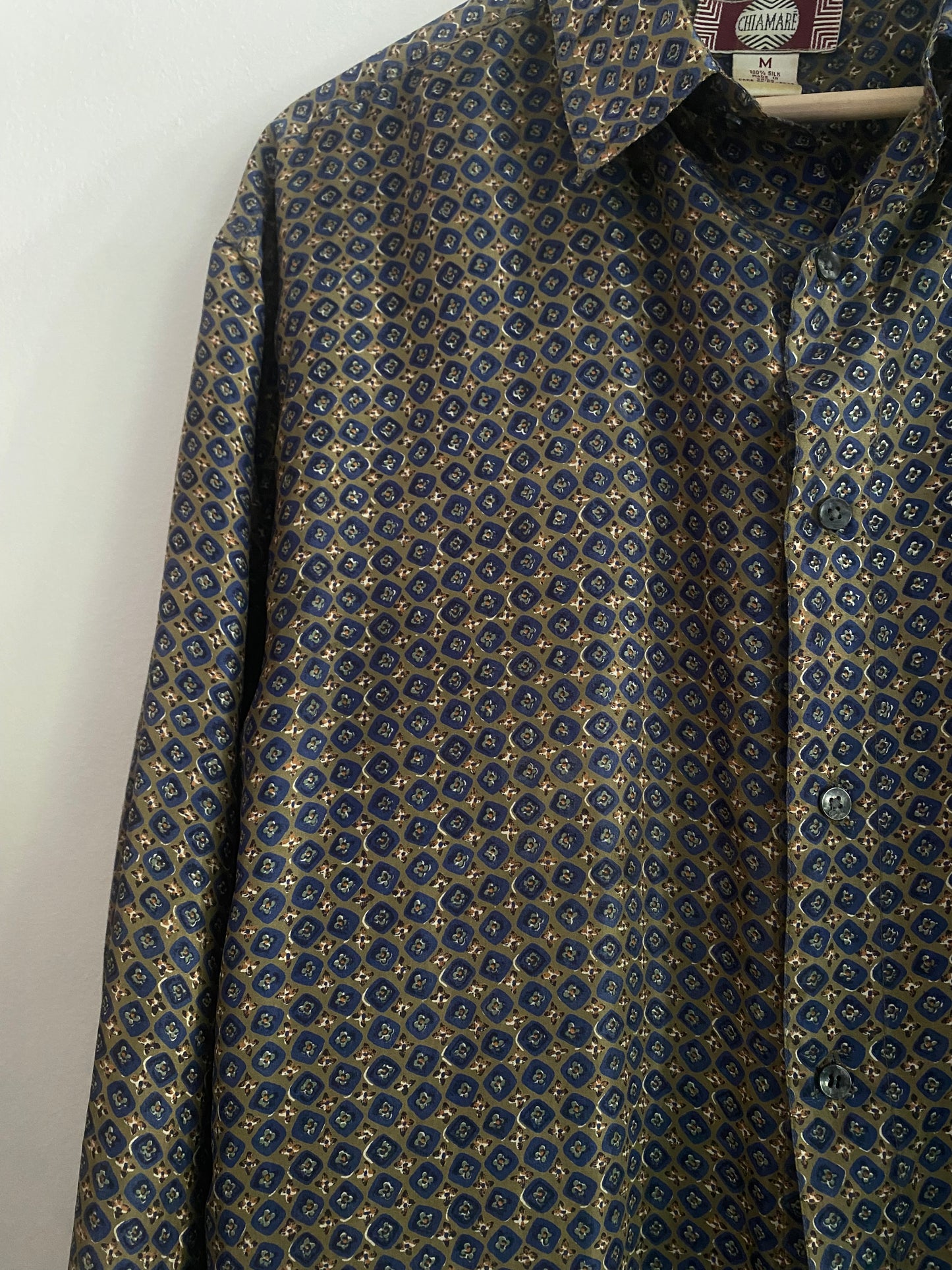 👔 Vintage Printed Silk Shirt – 100% Silk