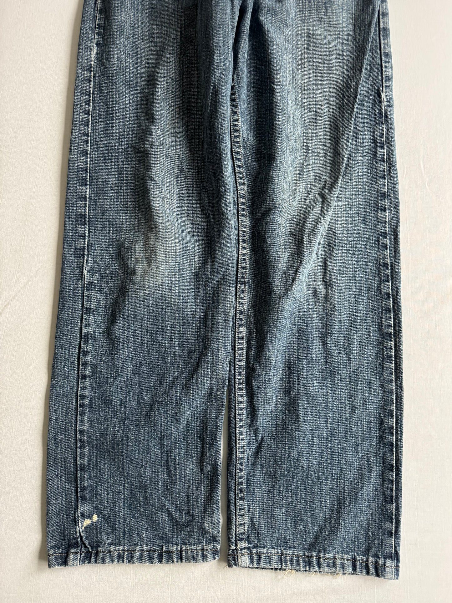 👖 Blugi Wrangler Vintage Relaxed Fit – US 32 x 30