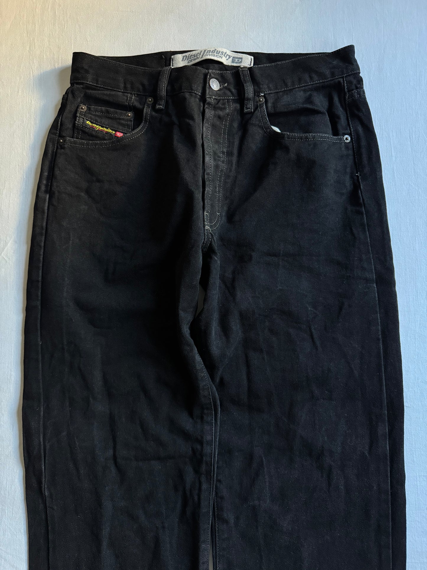 ☕️ Blugi vintage Diesel – Black – Made in Italy – mărimea US 34