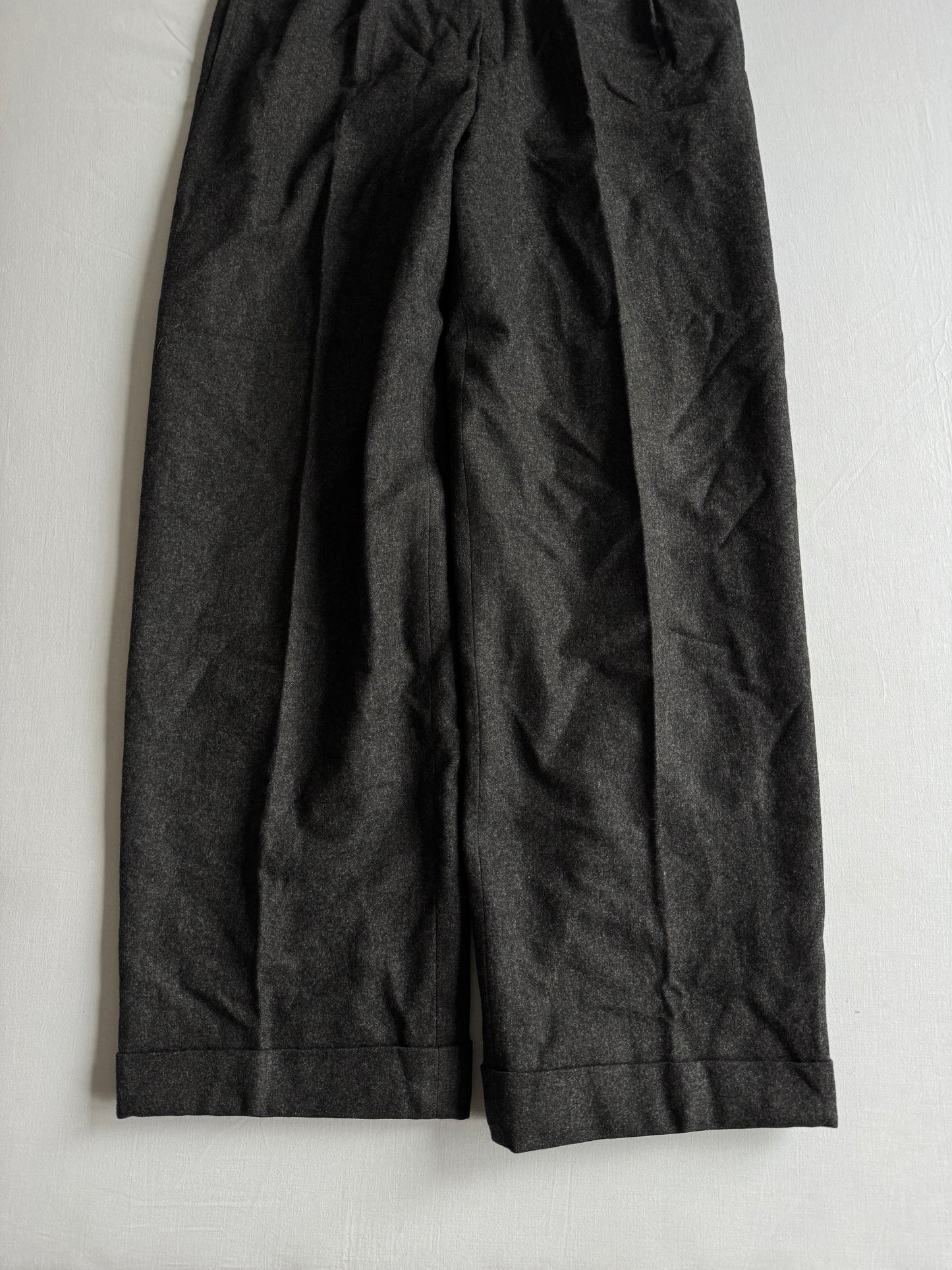 💼 Pantaloni Vintage Damă Salvatore Ferragamo Office din Lână Gri Închis – S (IT 42)