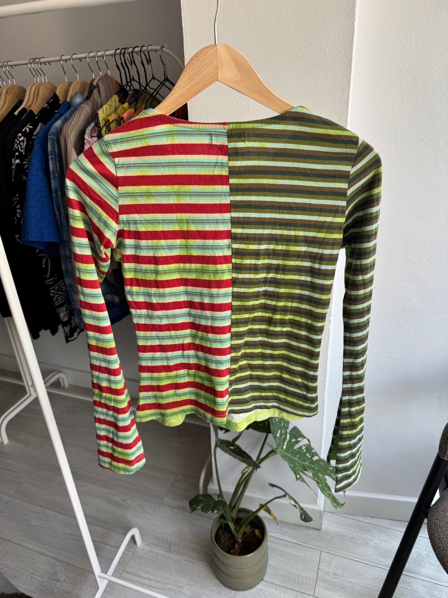 ✨ Top Imprimat Tie Dye & Dungi Custo Barcelona Y2K | Mâneci Evazate – S/M Damă