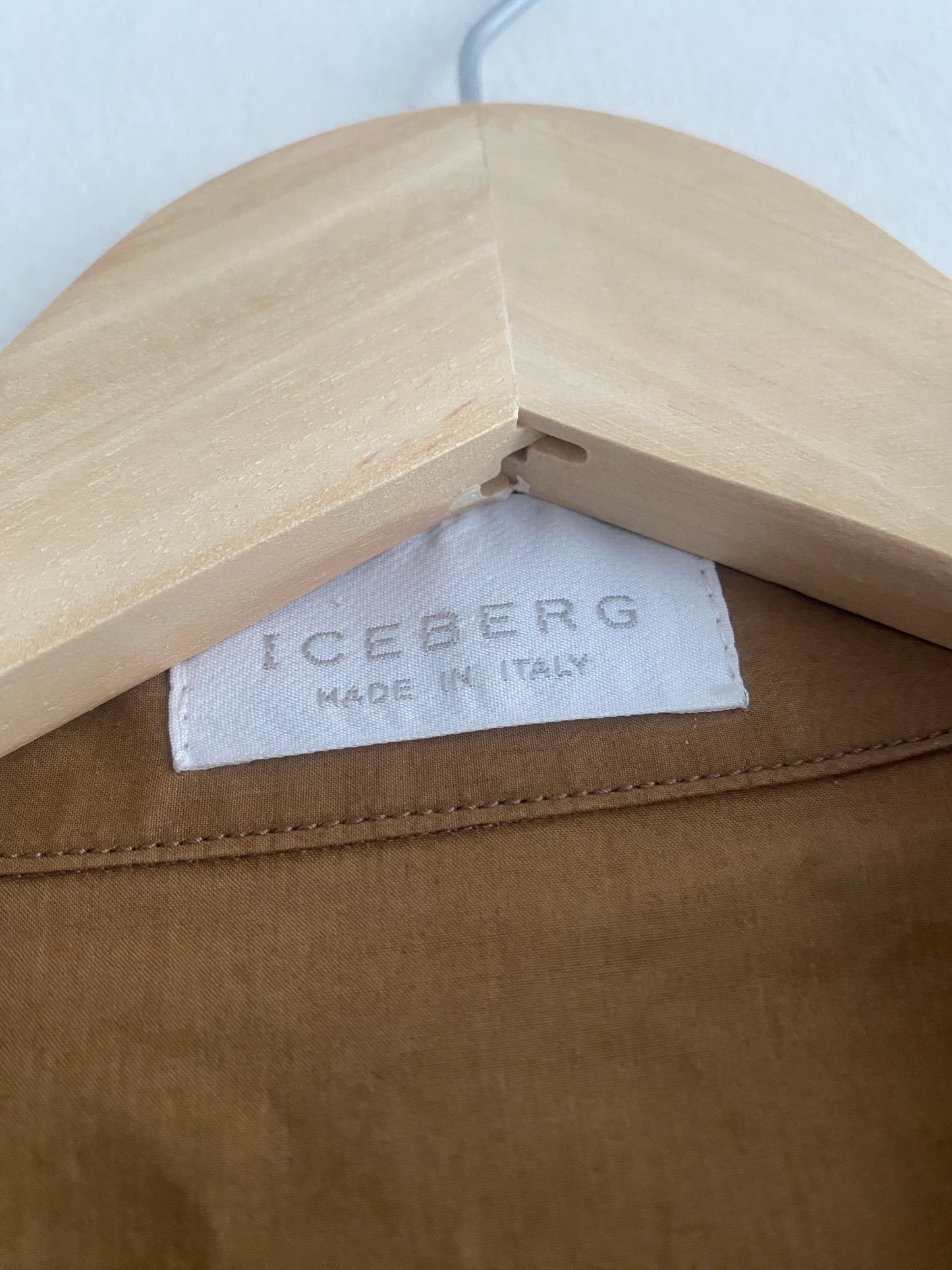 🧥 Geacă Vintage Iceberg din Bumbac Maro – Guler Stil ’70 – Mărime L