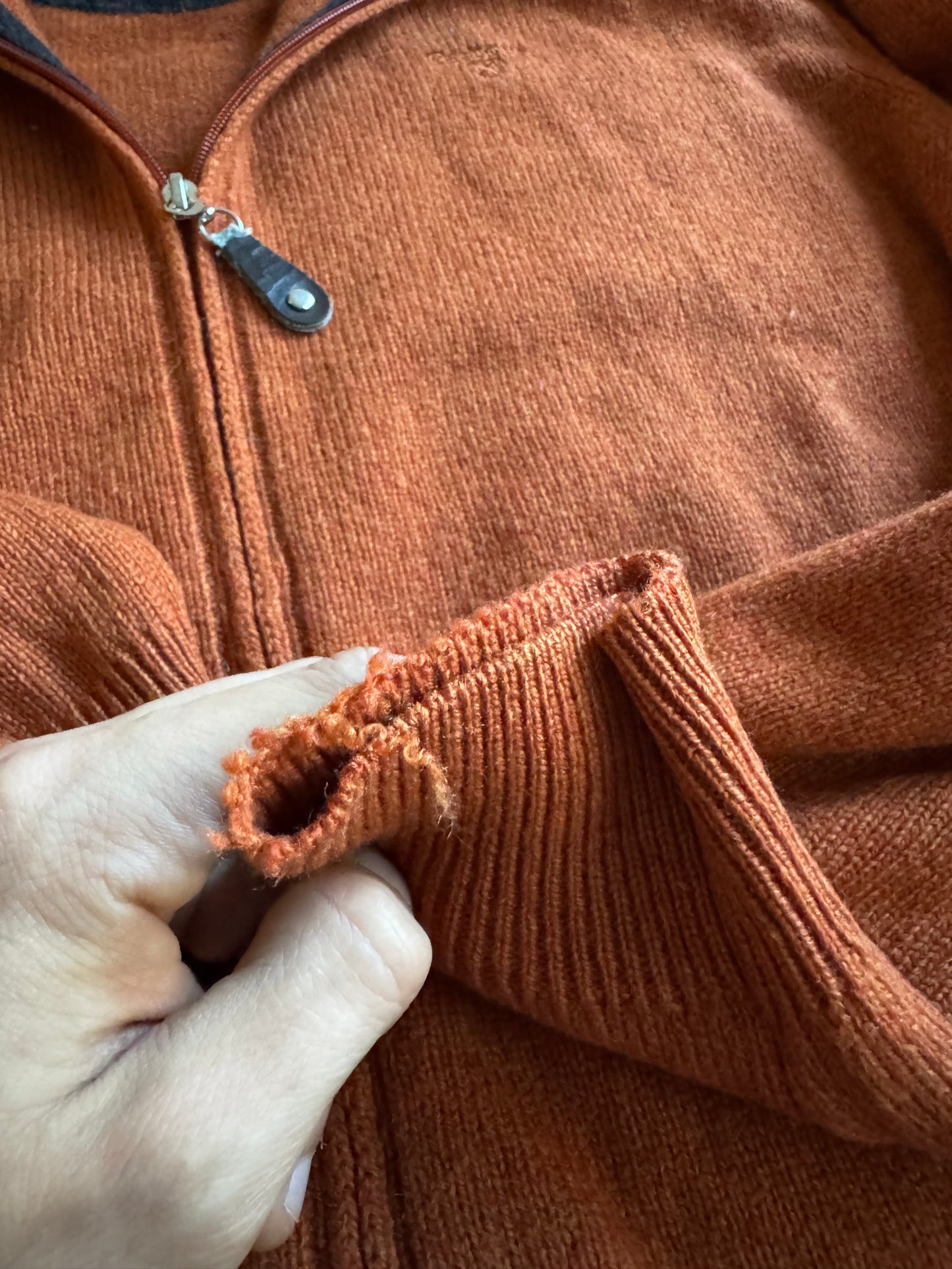 🧶 Pulover Barbour portocaliu cu fermoar – mărimea M bărbați