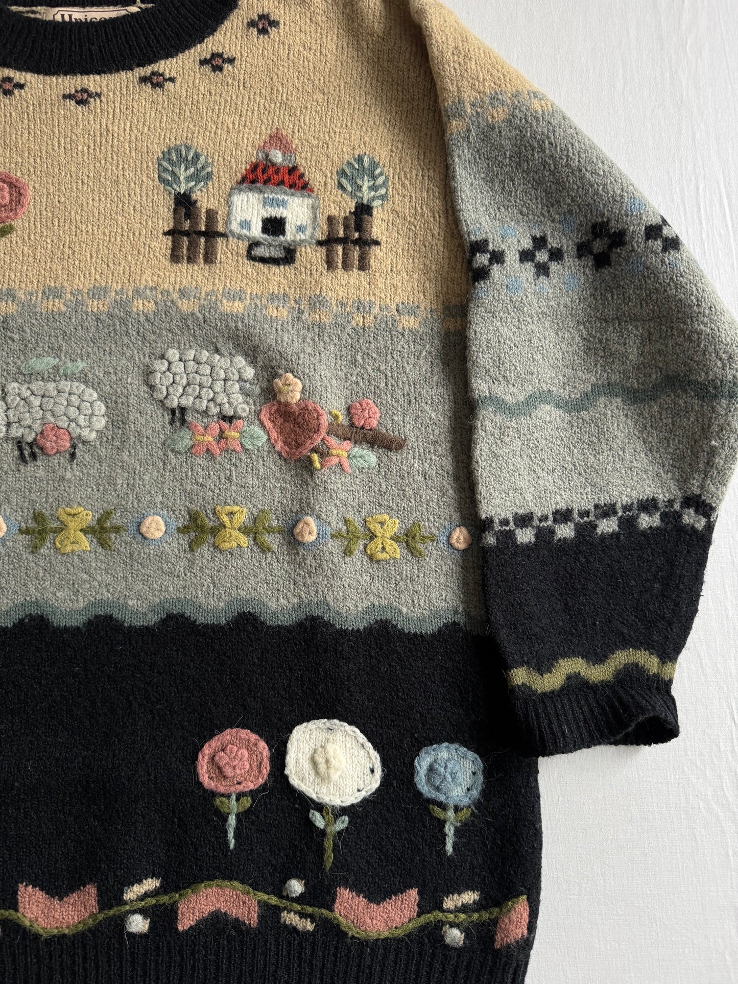 š” Pulover vintage brodat ā mÄrimea M femei