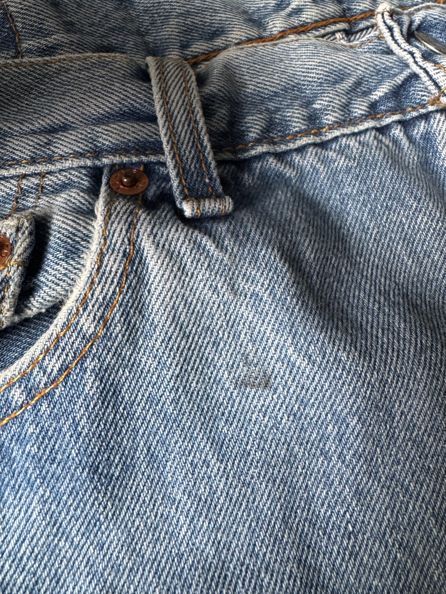 👖 Blugi Vintage Levi’s 501 – Mărime W34 x L32 – Made in UK