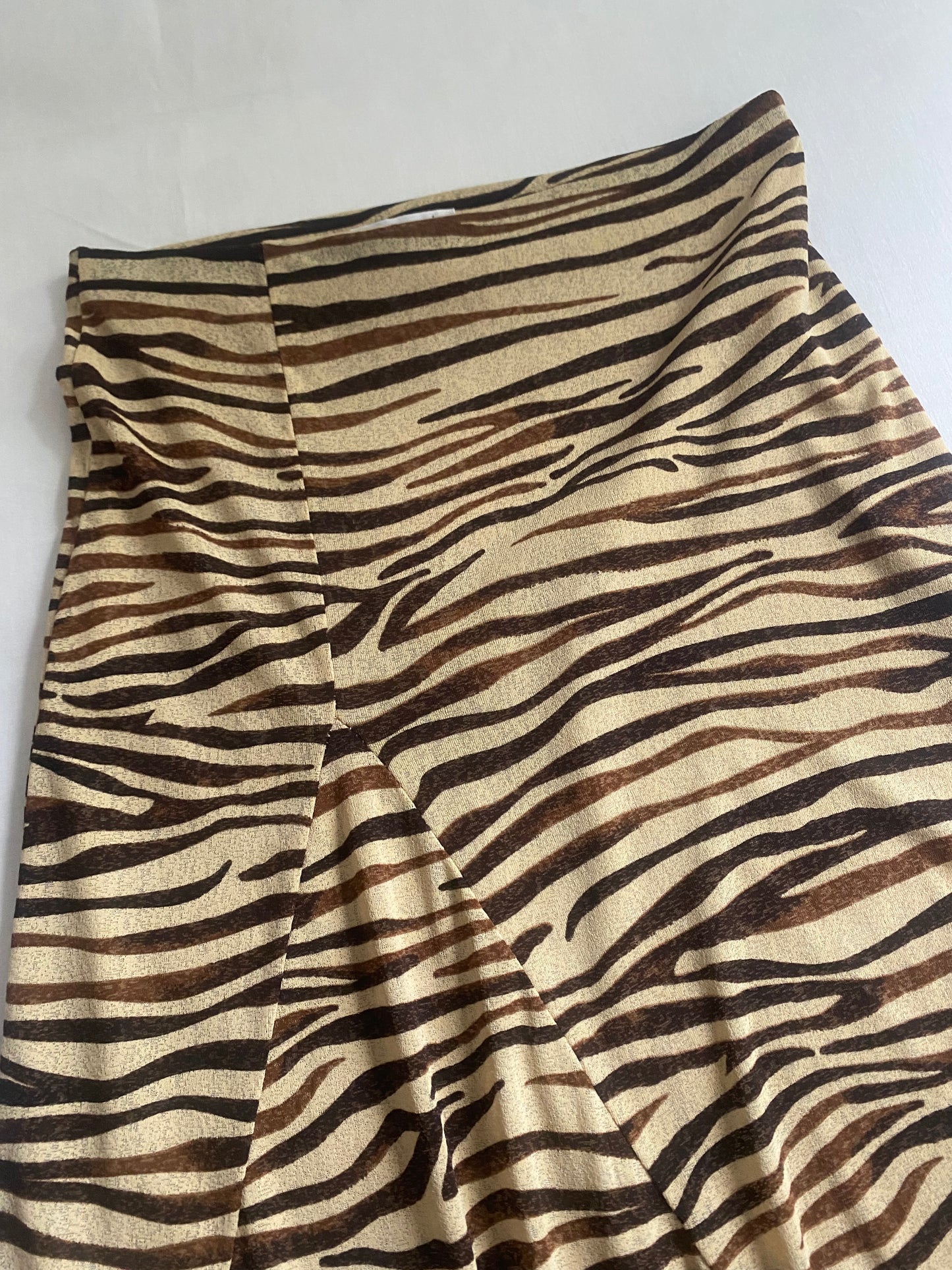 Fustă Asimetrică Animal Print – Mărime L 🐾