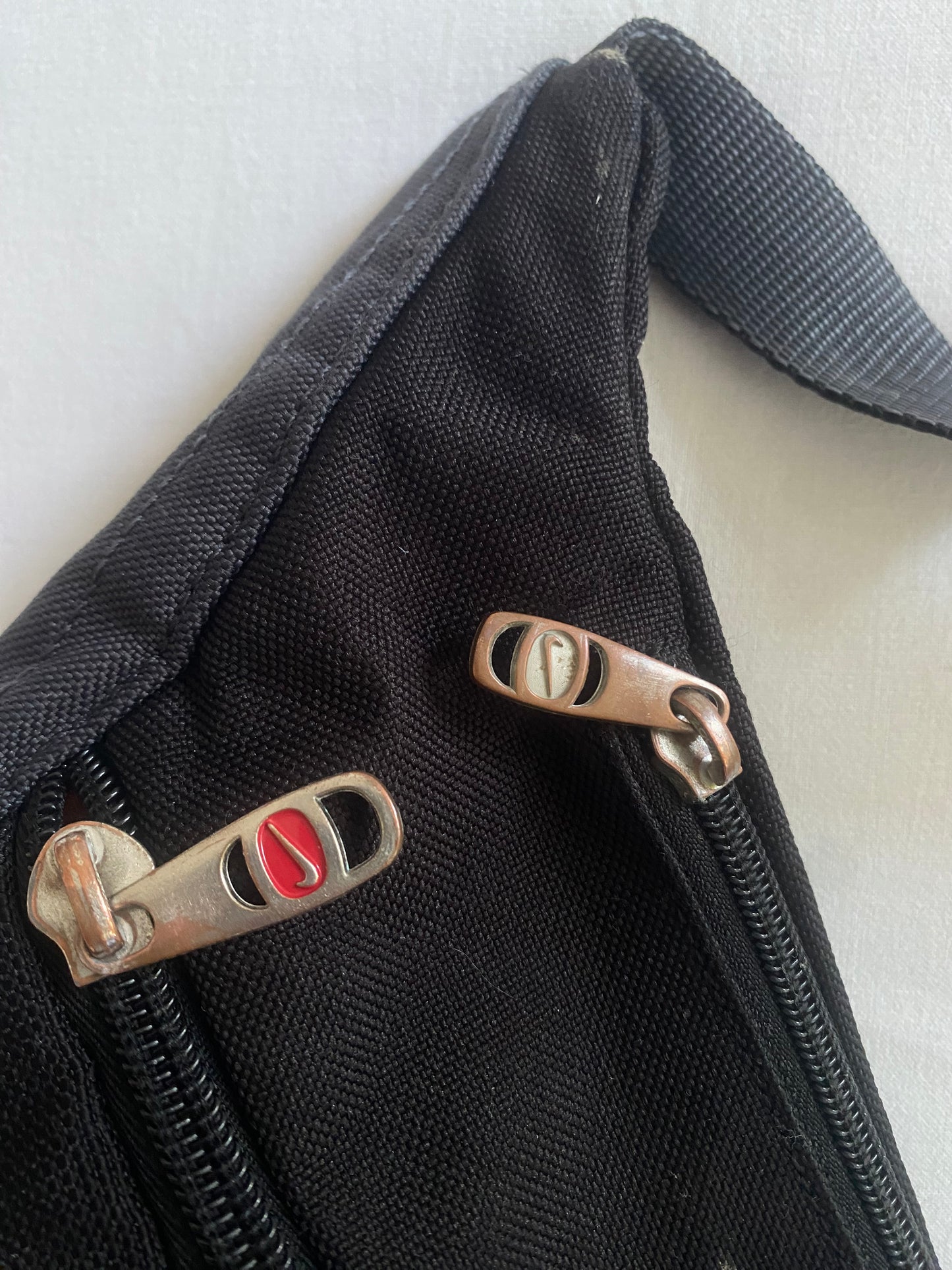 🎒 Borsetă Y2K Nike – Originală