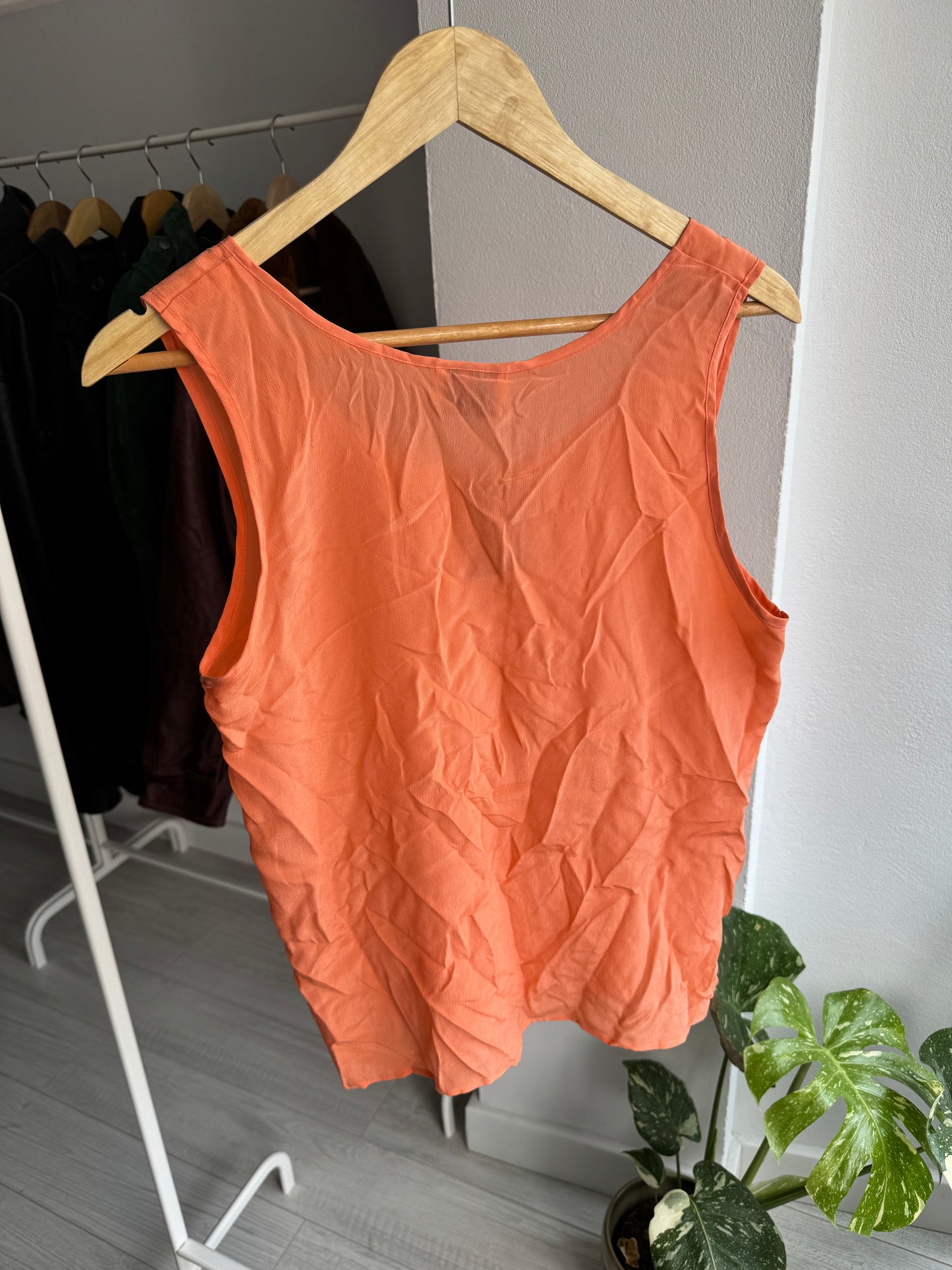 🍑 Top Vintage din Mătase – M Damă