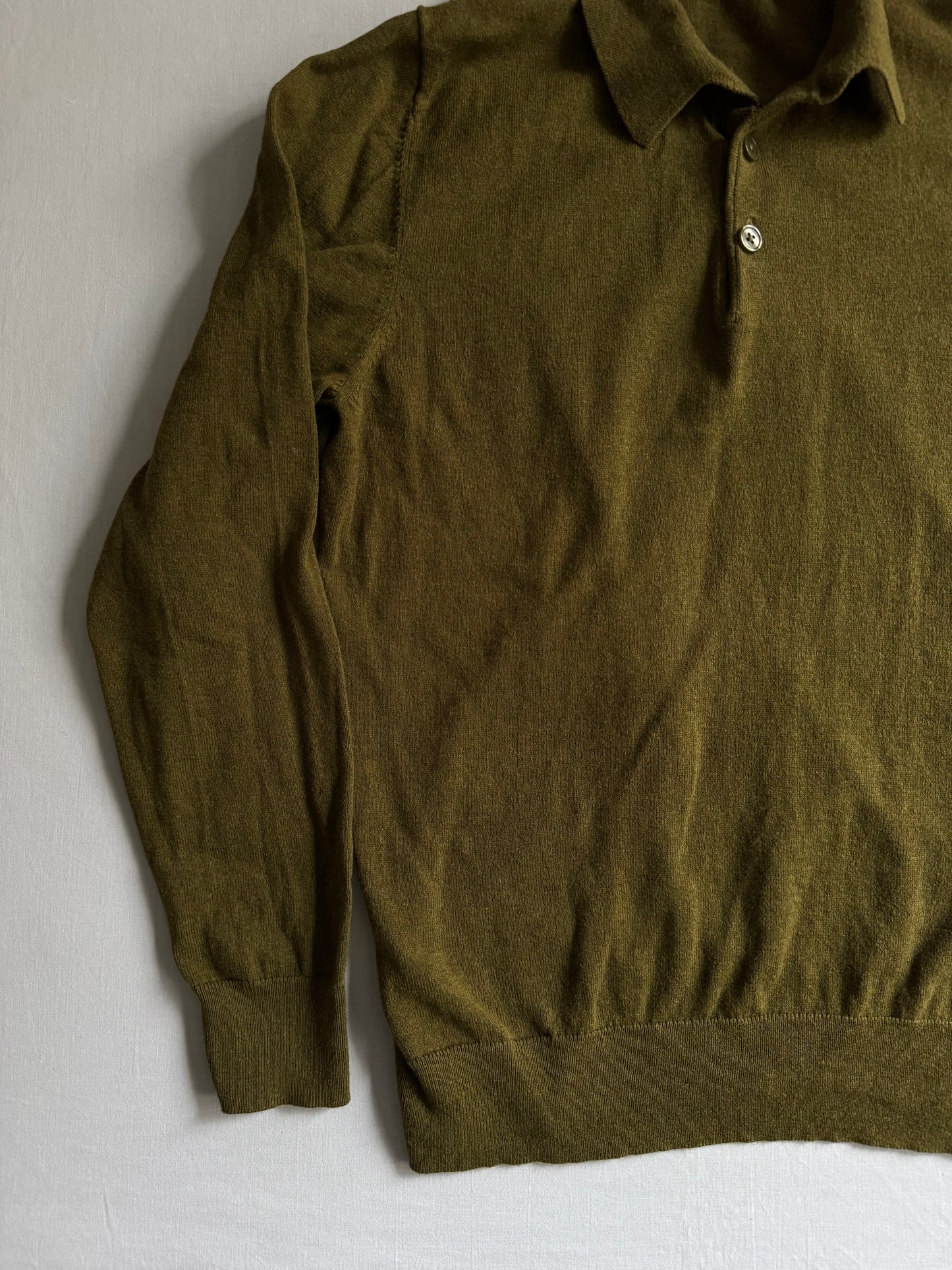 🫒 Pulover Guler Polo cu Mâneci Lungi – Culoare Olive – Mărime L