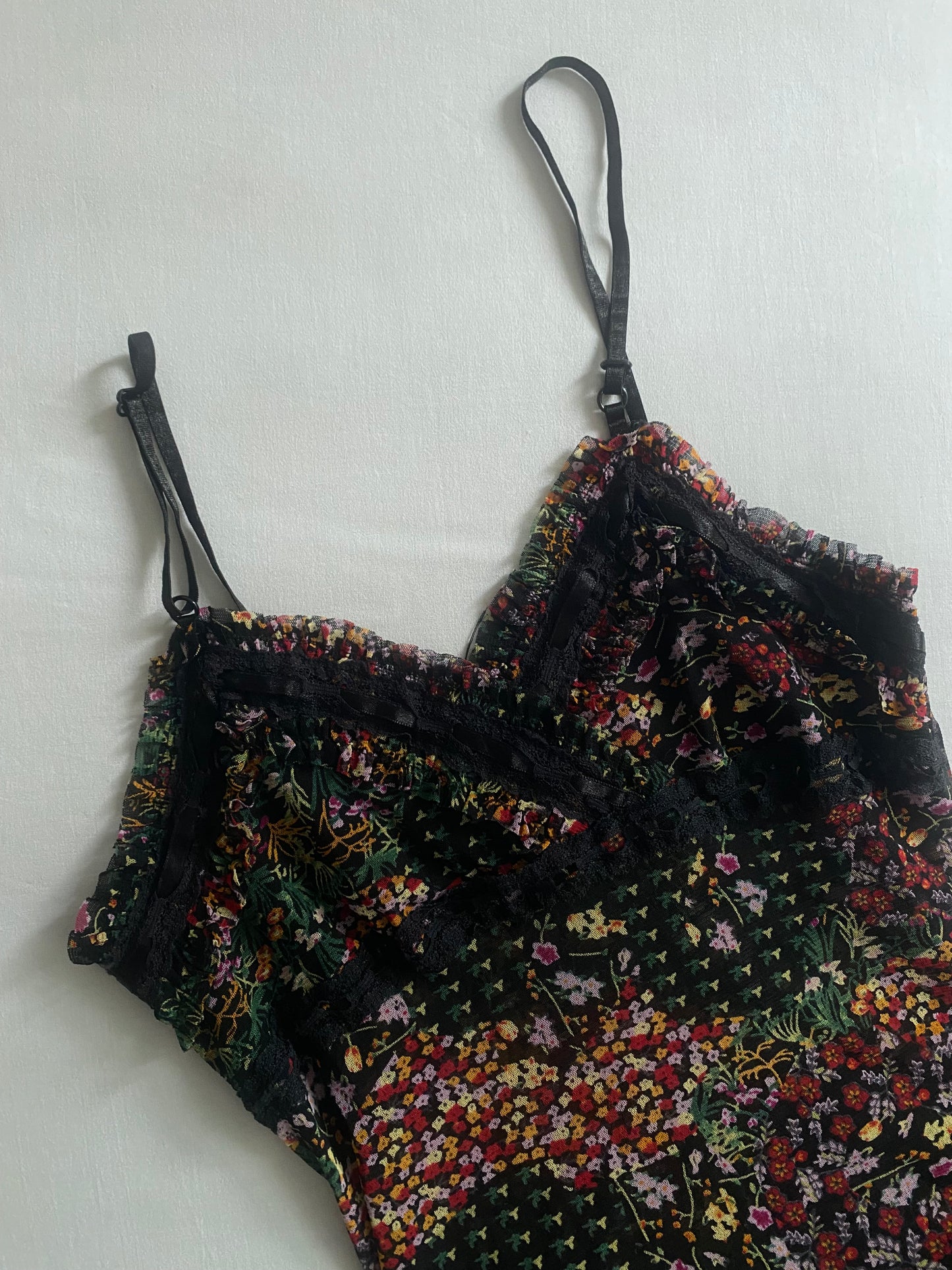 🌸 Top Y2K cu Imprimeu Floral – Mărime M