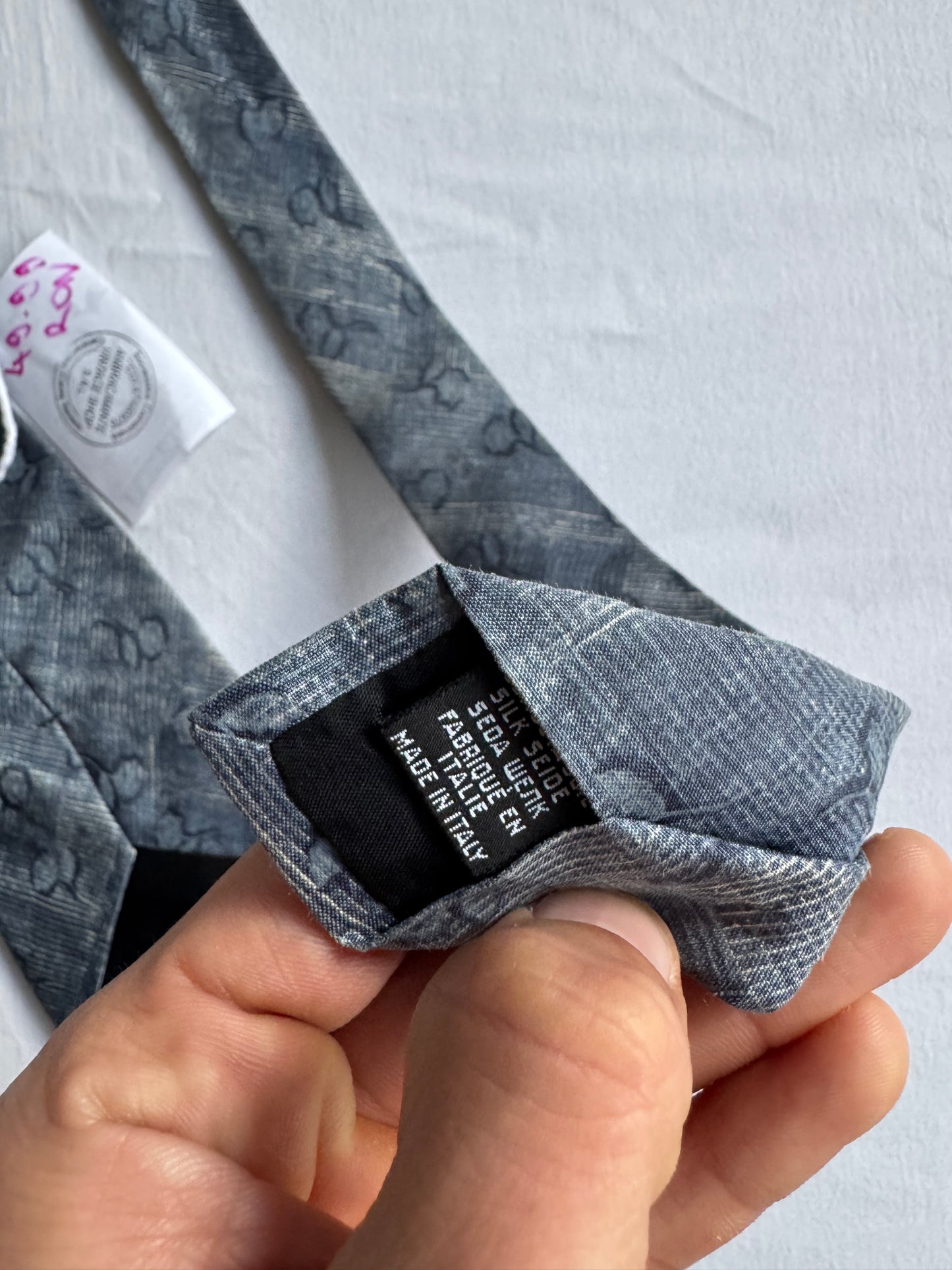 👔 Cravată Vintage Hugo Boss din Mătase – Made in Italy