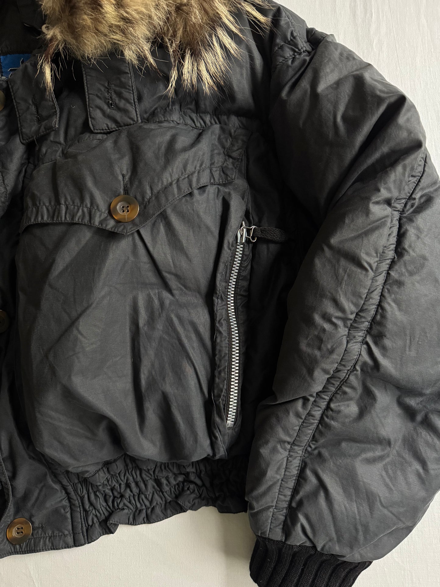 ⛷️ Geacă vintage Jet Set din puf natural cu guler din blană de raton – Made in Italy – mărime L