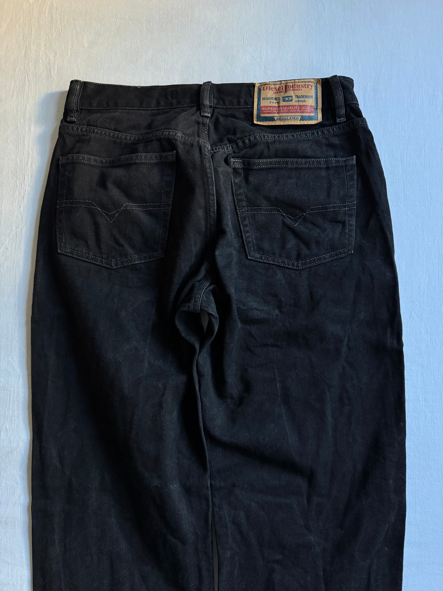 ☕️ Blugi vintage Diesel – Black – Made in Italy – mărimea US 34