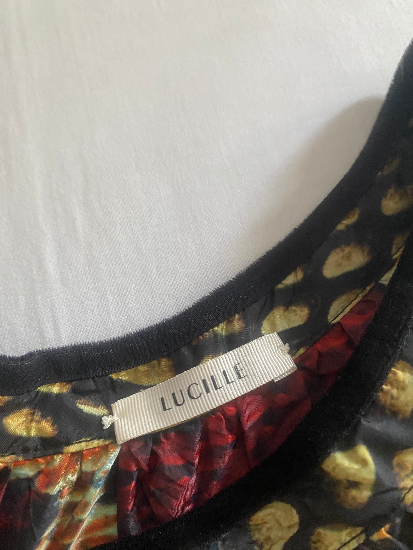 Fustă Y2K cu Print de Șarpe și Volane – Mărime XS 🐍✨