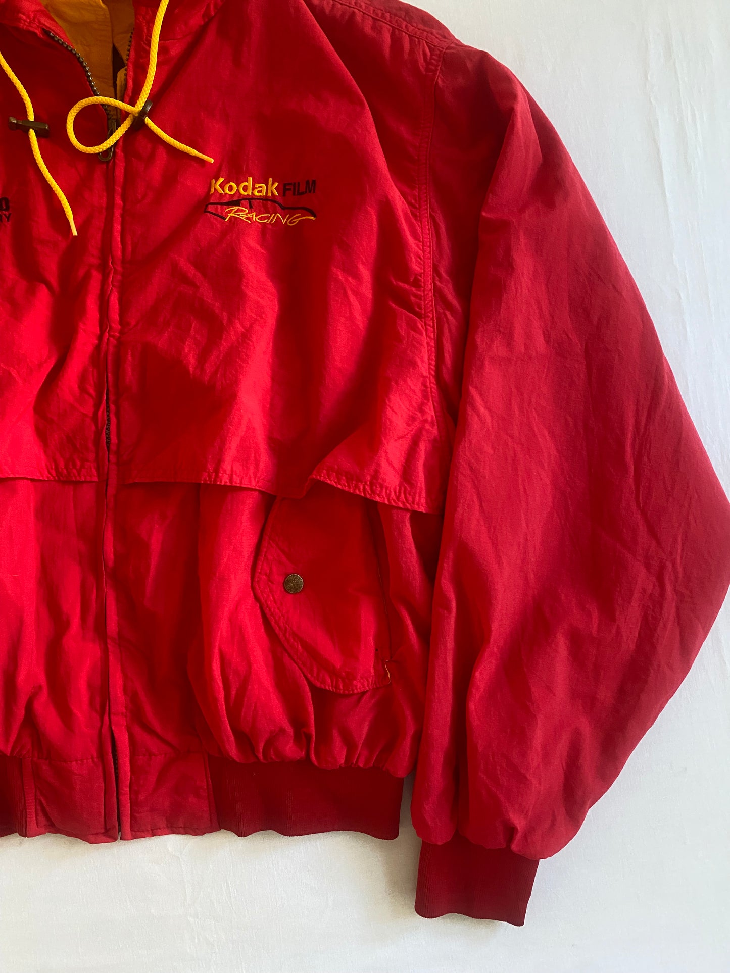 Geacă Windbreaker Vintage Kodak Racing Team – Roșu – Made in USA – Mărime XL
