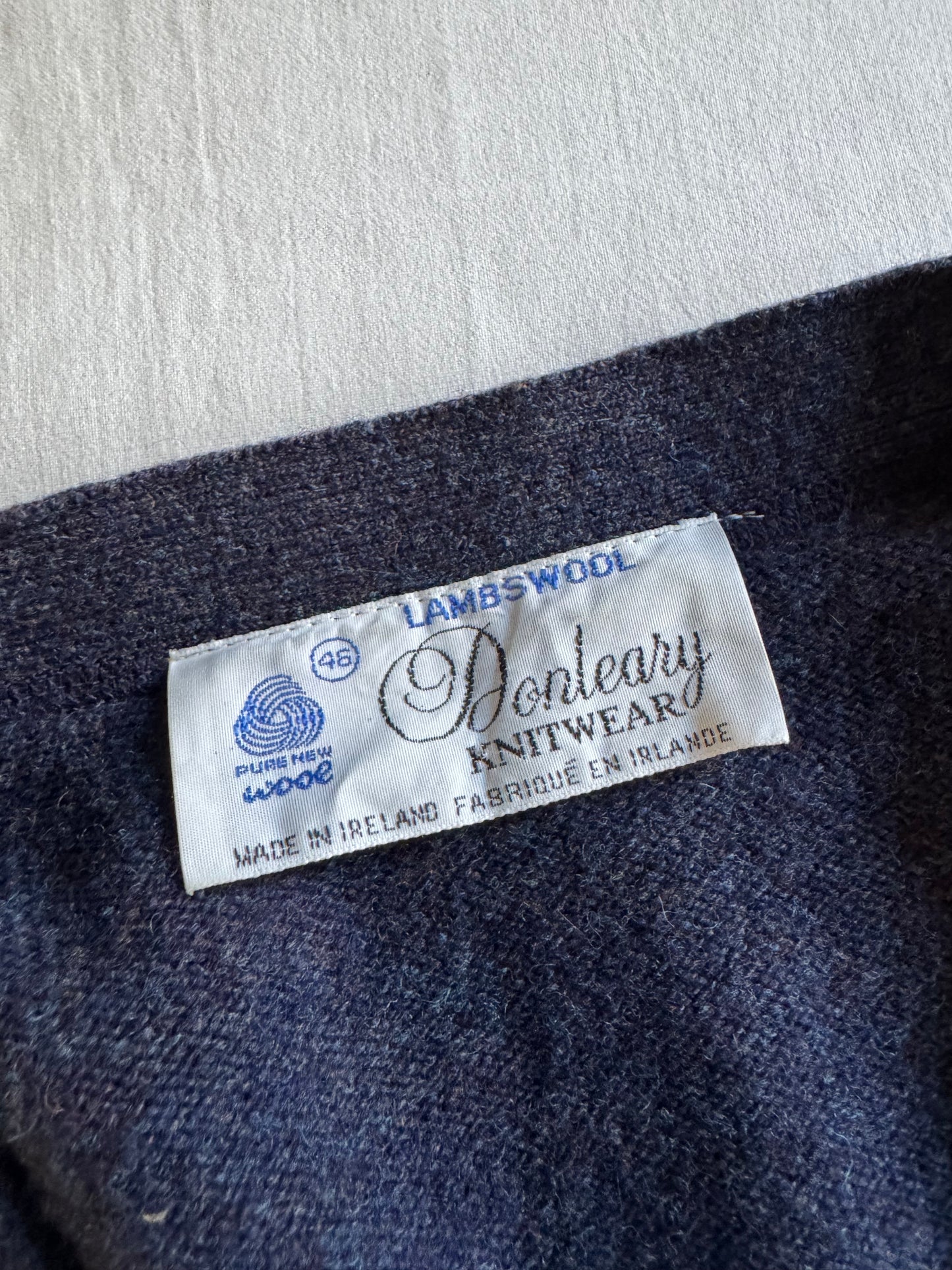 🧶 Cardigan vintage albastru închis – mărimea XL (Made in Ireland)