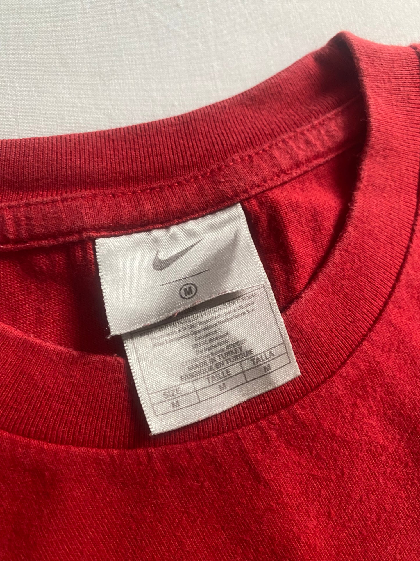 🛹 Tricou Vintage Nike Skateboarding – Roșu, Mărime M