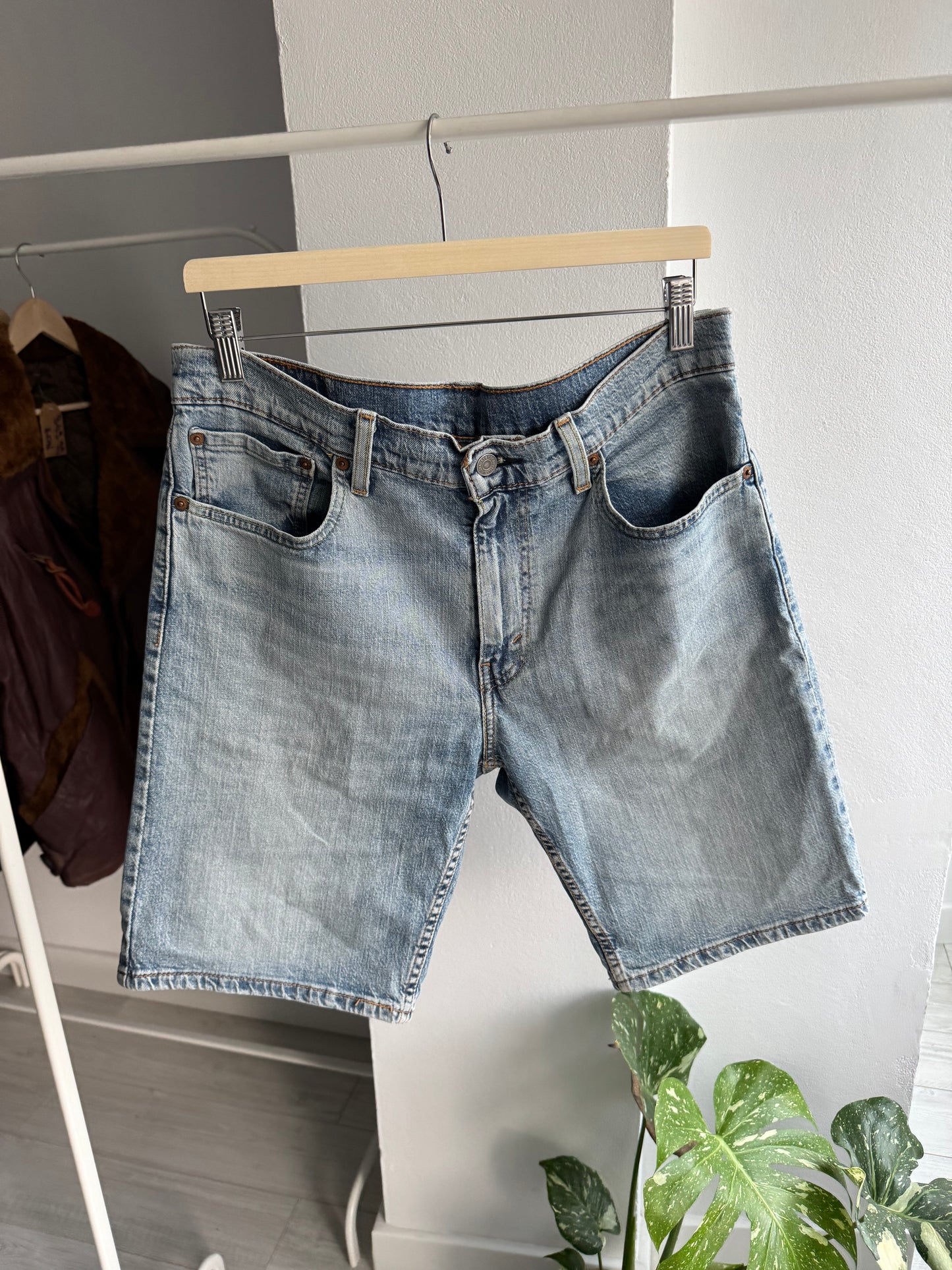 👖 Pantaloni Scurți Levi’s 405 Jorts – W33
