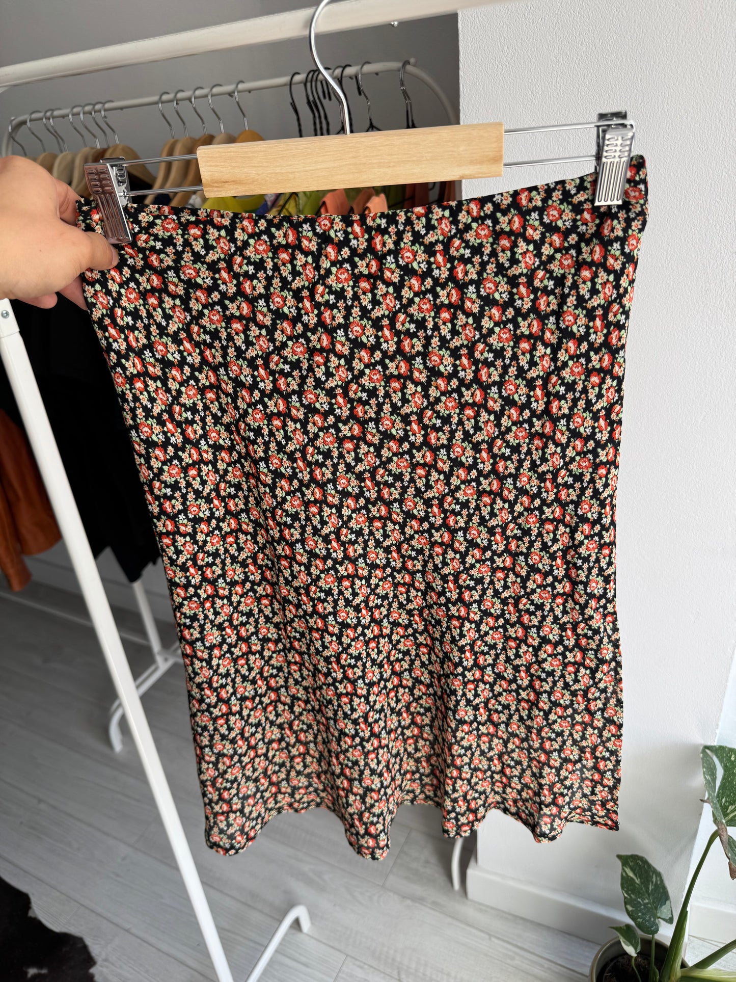 ☀️ Fustă Y2K Floral Mesh – Approx. XS–S Damă