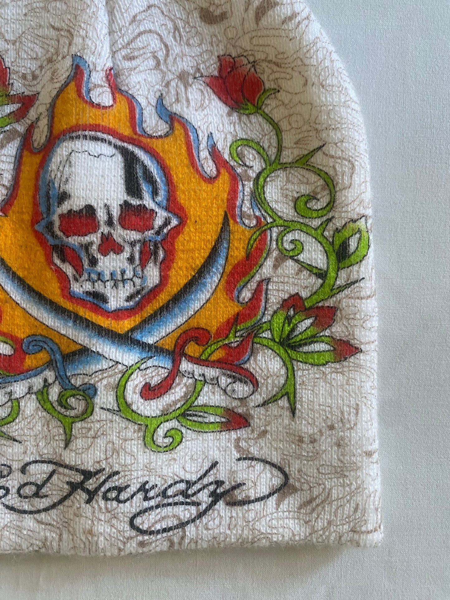 Căciulă Y2K Ed Hardy Printed – One Size