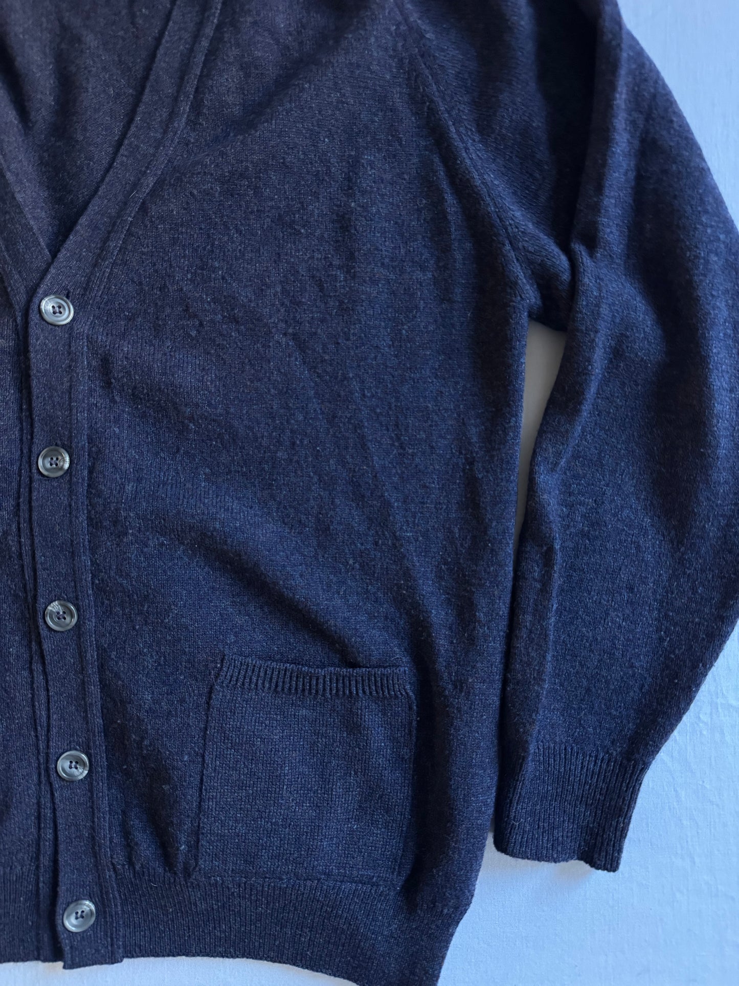 🧶 Cardigan vintage albastru închis – mărimea XL (Made in Ireland)