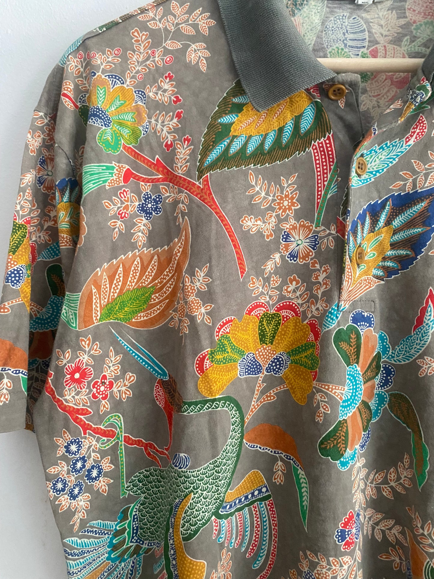 Polo Vintage Valentino Garavani cu Print Jungle – Mărime L, Made in Italy