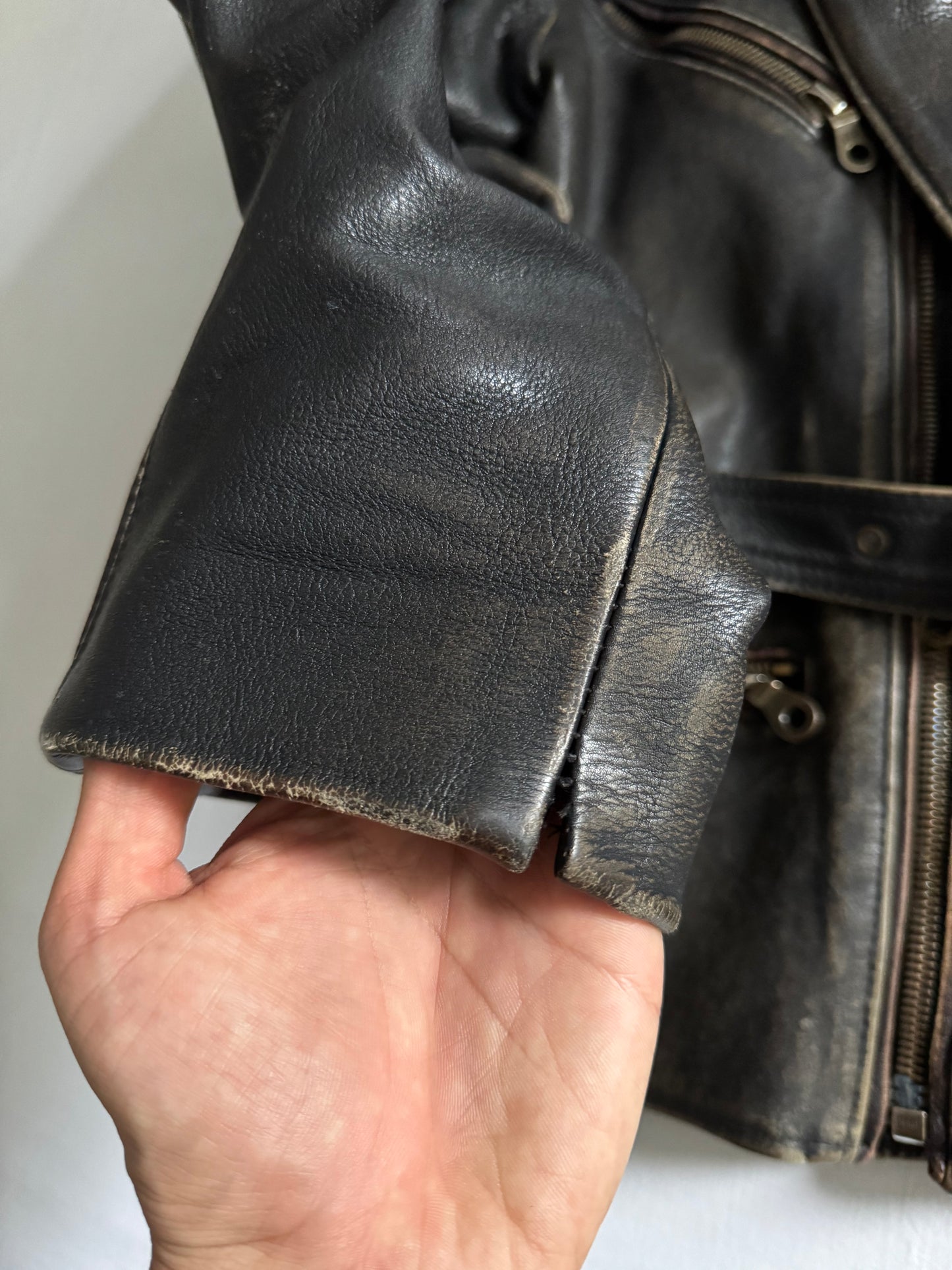 🏍️ Jachetă moto vintage din piele – mărimea L