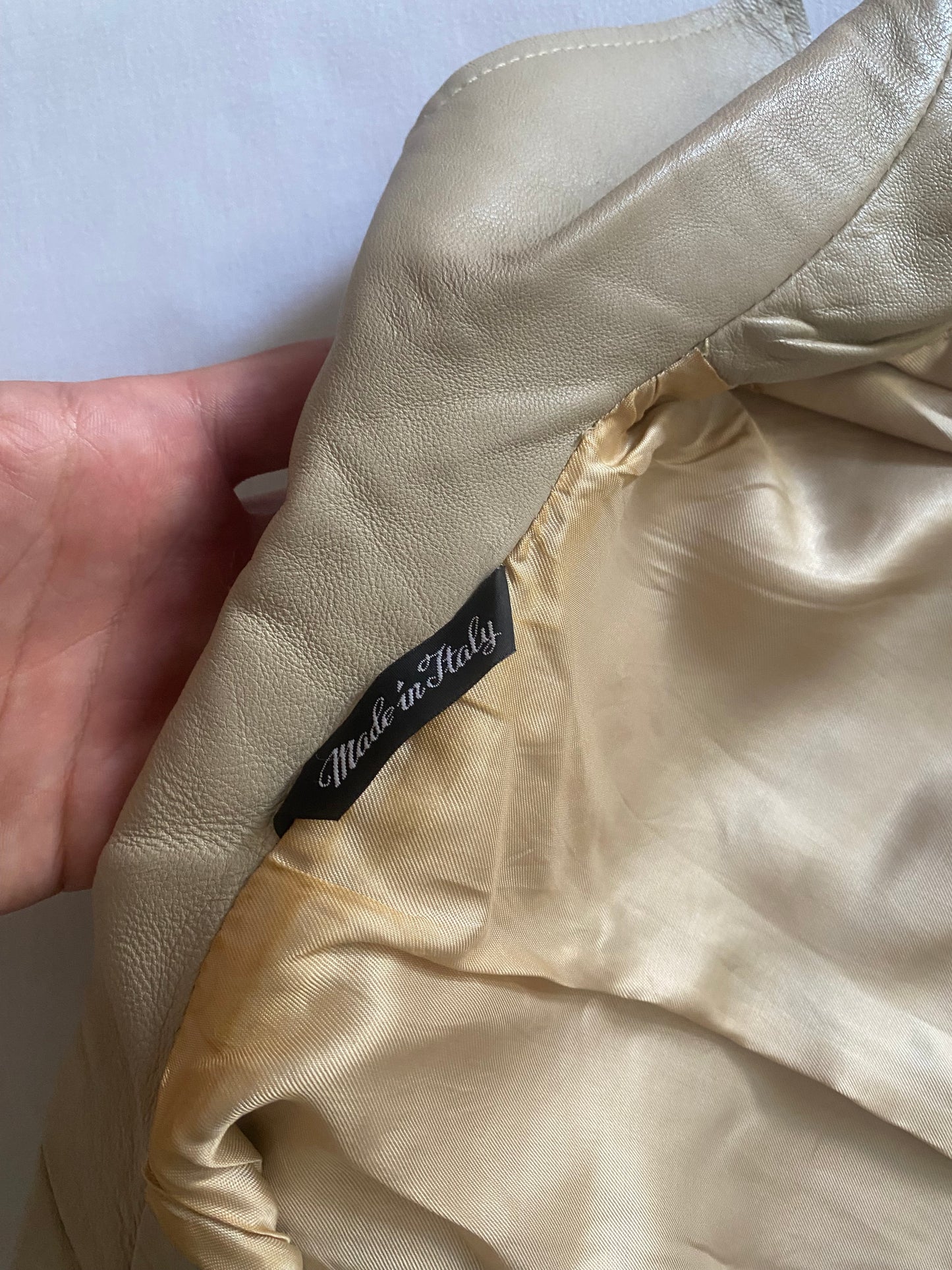 🧥 Geacă Vintage din Piele Crem – Made in Italy, Guler Stil Anii '70 – Mărimea S Femei