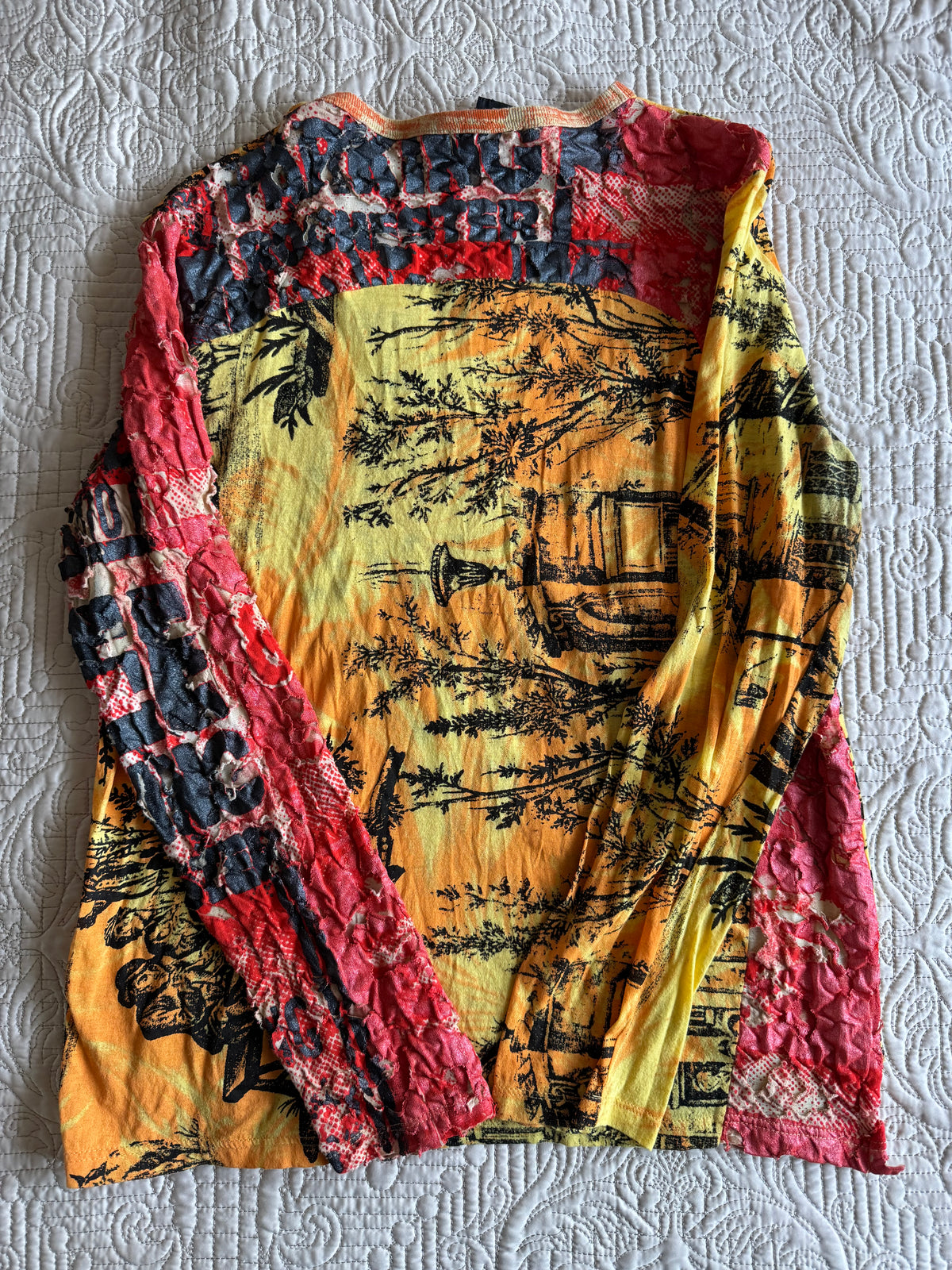 Top Graphic Texturat Custo Barcelona Y2K | Made in Spain | M Damă (2)