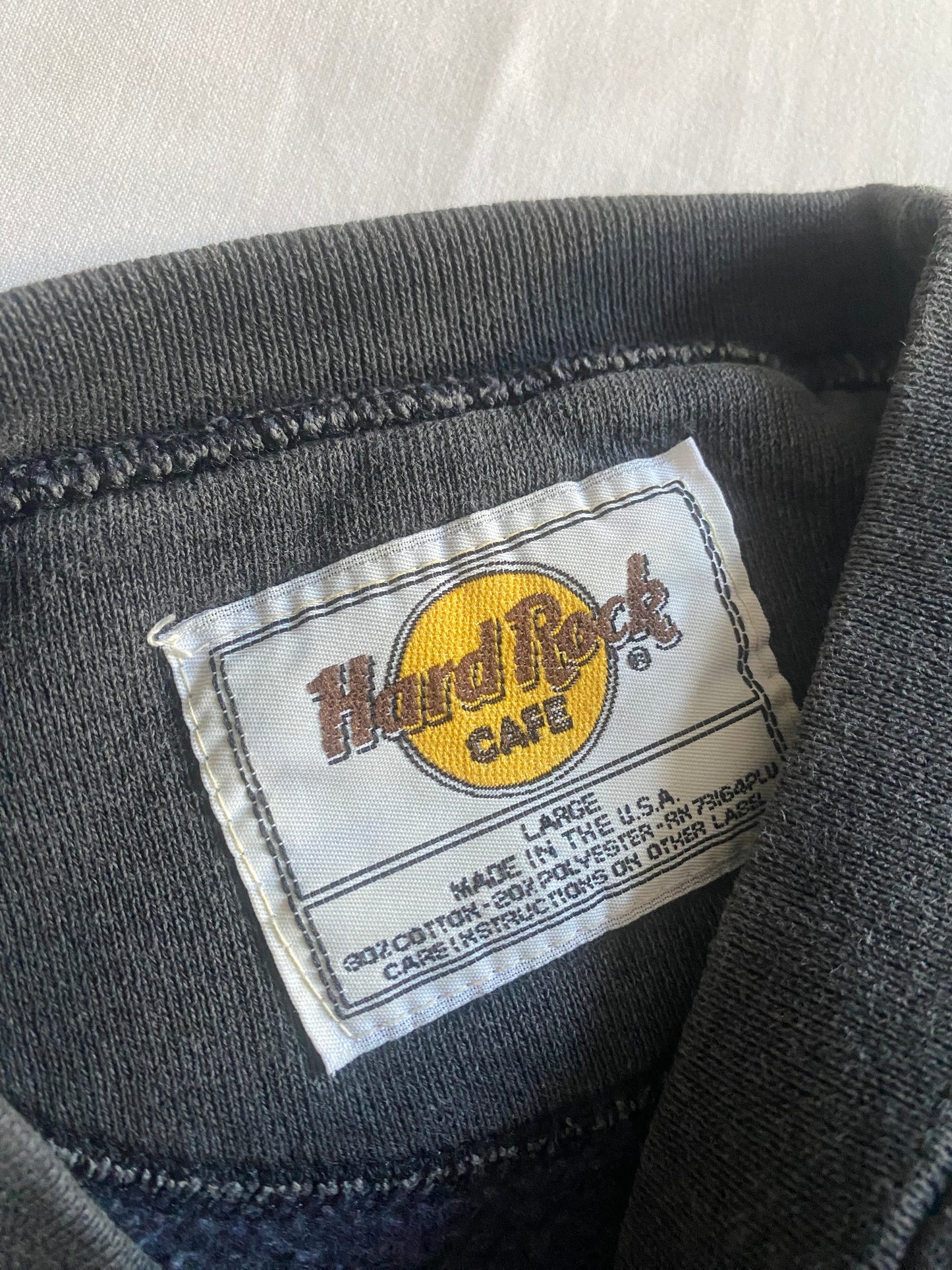 Crewneck Vintage Hard Rock Cafe – Faded Black – Made in USA – Mărime L