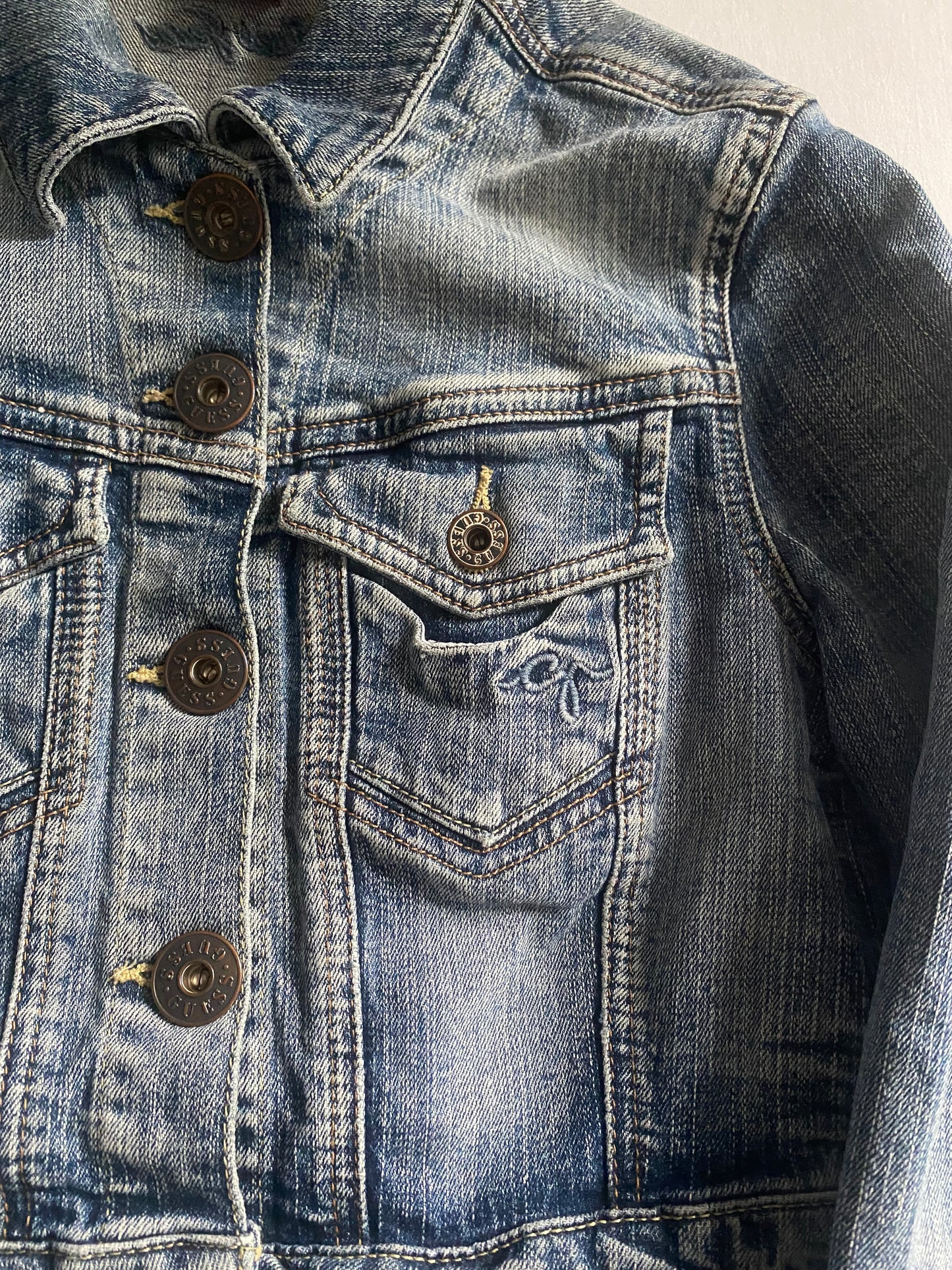 Y2K Guess Jeans Cropped Denim Jacket