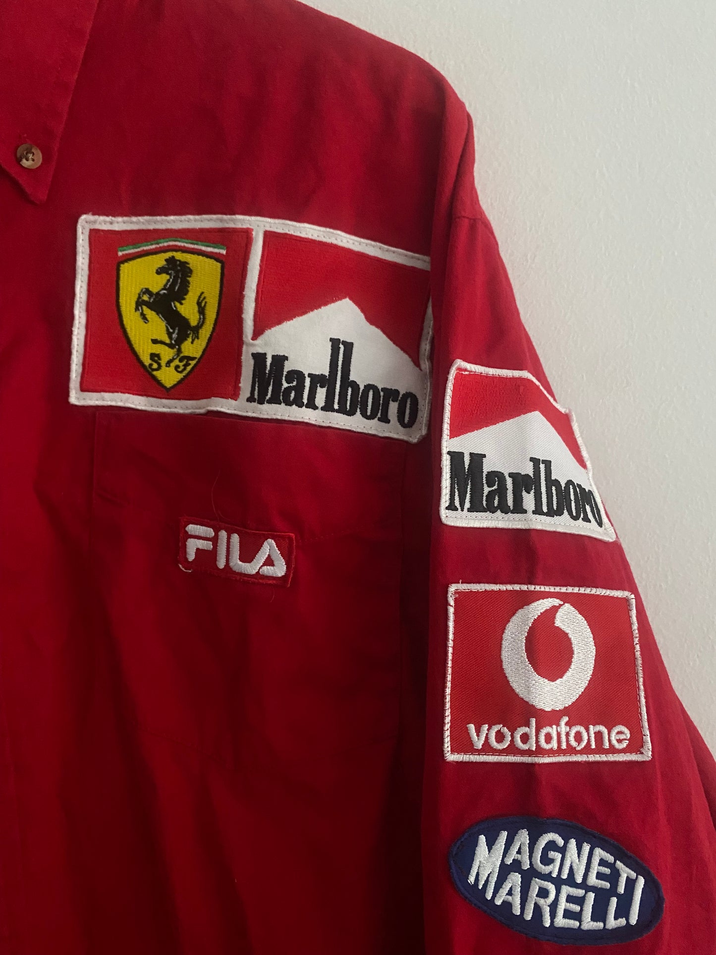 Cămașă Vintage Ferrari Roșie cu Guler – Model Rar, Mărime XL