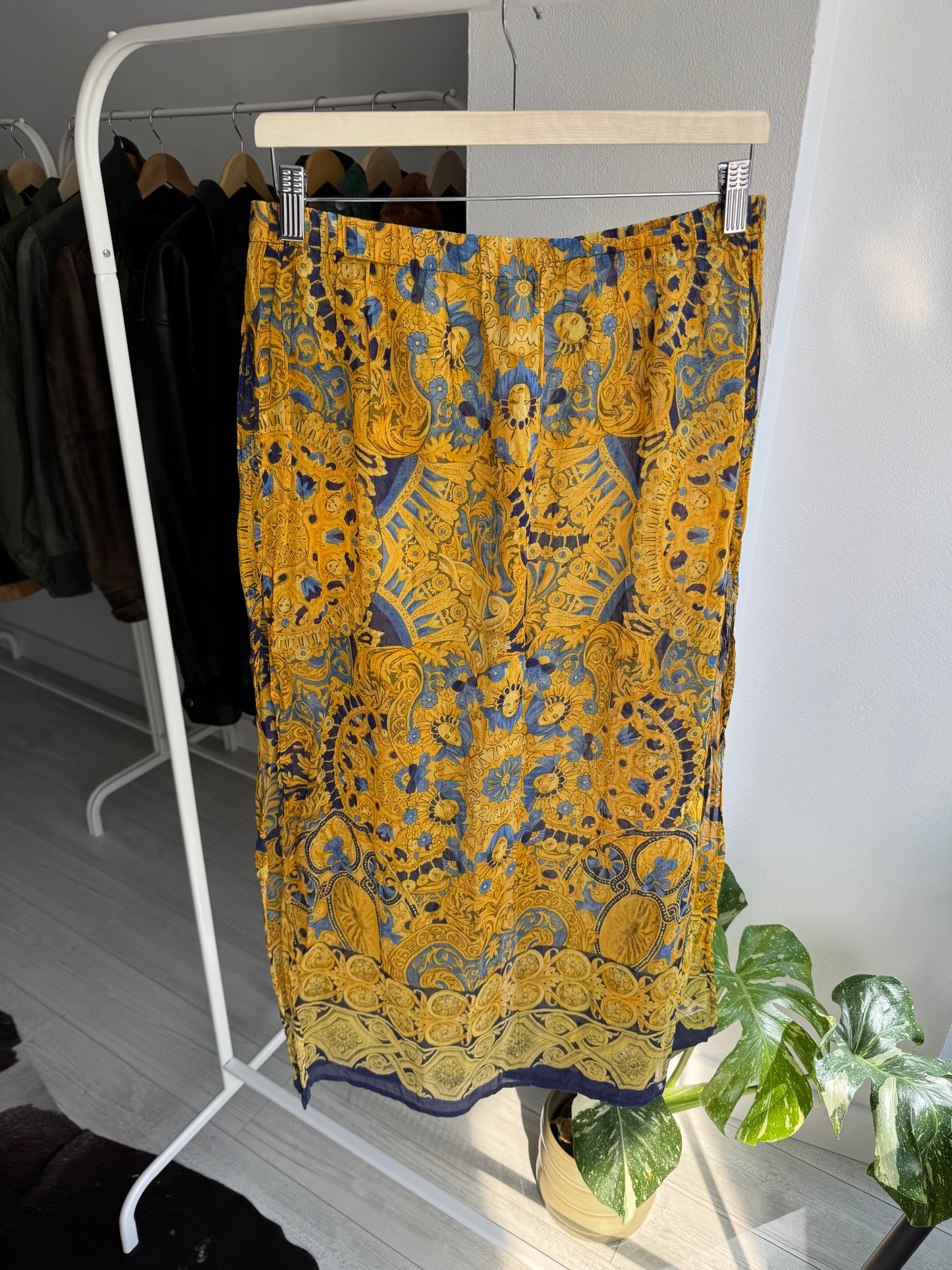 🌴 Fustă Vintage Baroque Print Beach – M/L Damă – Made in Italy