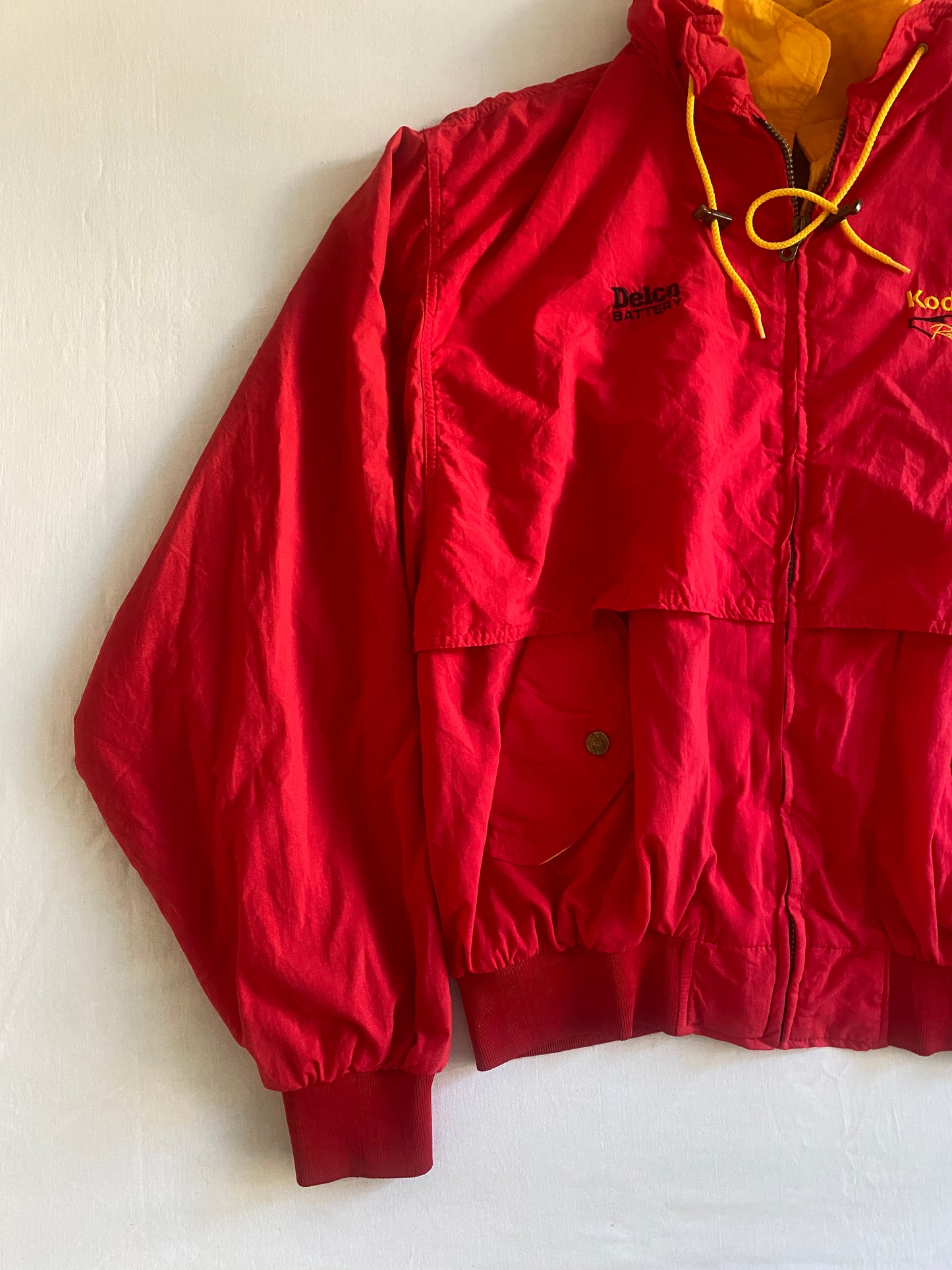 Geacă Windbreaker Vintage Kodak Racing Team – Roșu – Made in USA – Mărime XL
