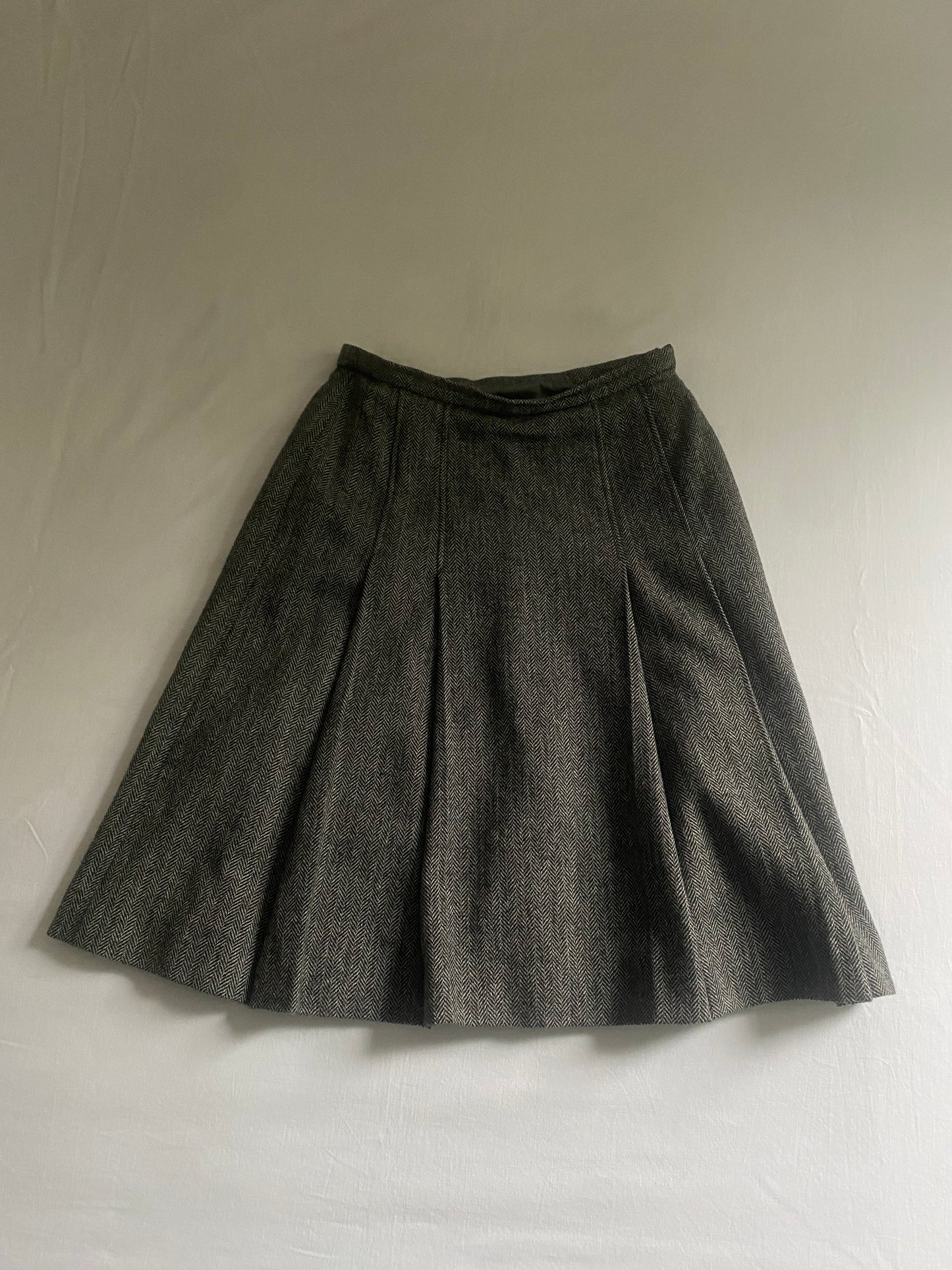 Fustă Vintage Burberry Plisată 👧 | 100% Lână 🐑 | Made in England 🏴 | Mărime M Aproximativă | Elegantă Clasică