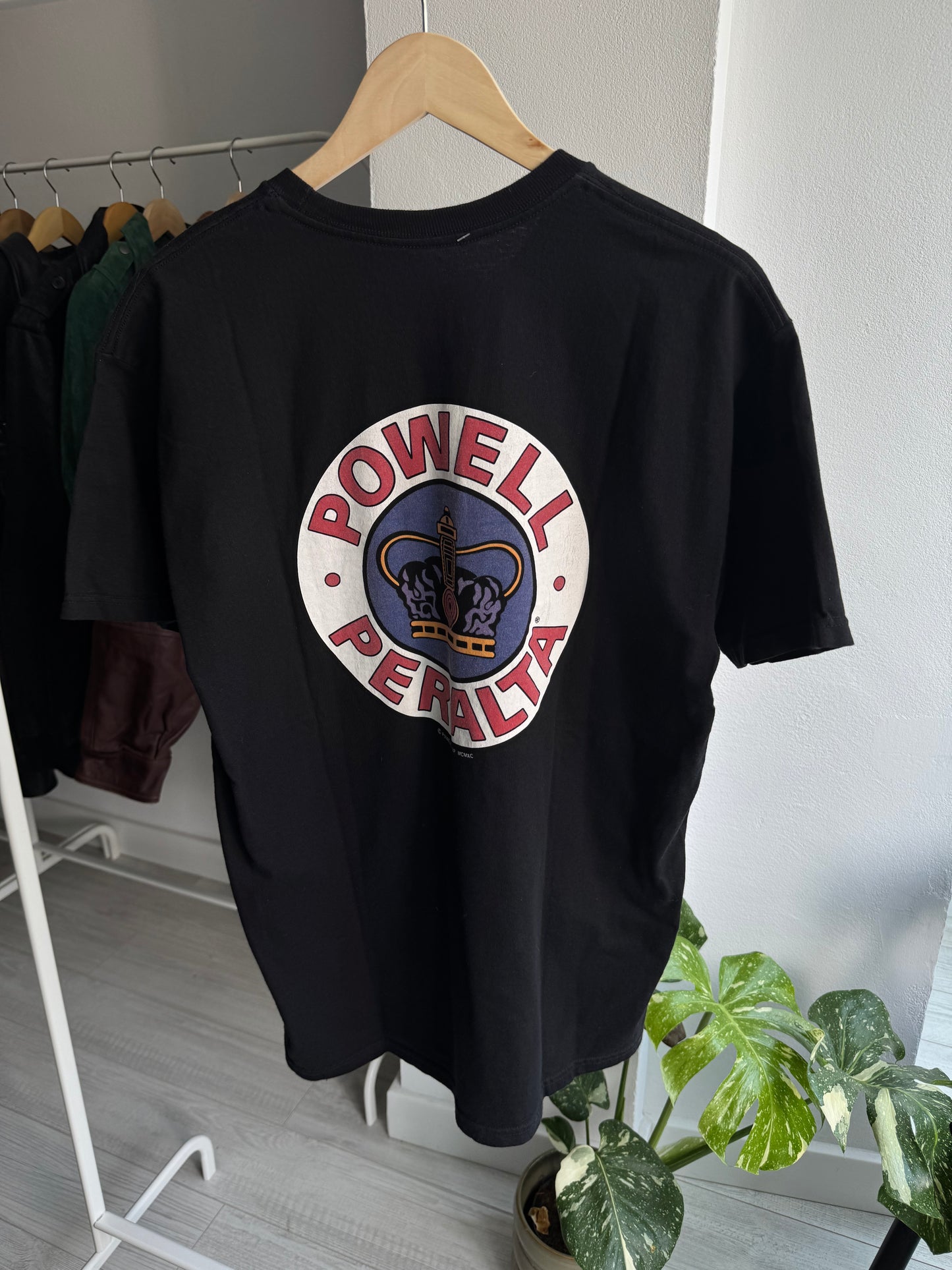 🛹 Tricou Powell Peralta Graphic Tee – L Bărbați – Made in Mexico