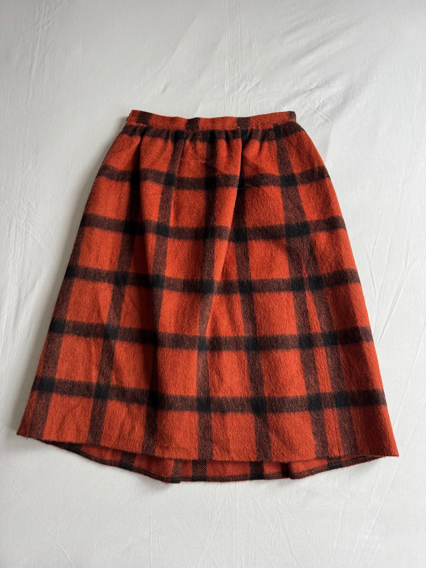 🍊 Fustă Vintage ’70s în Carouri Portocaliu Închis din Lână Luisa Spagnoli – S / M (EU 38)