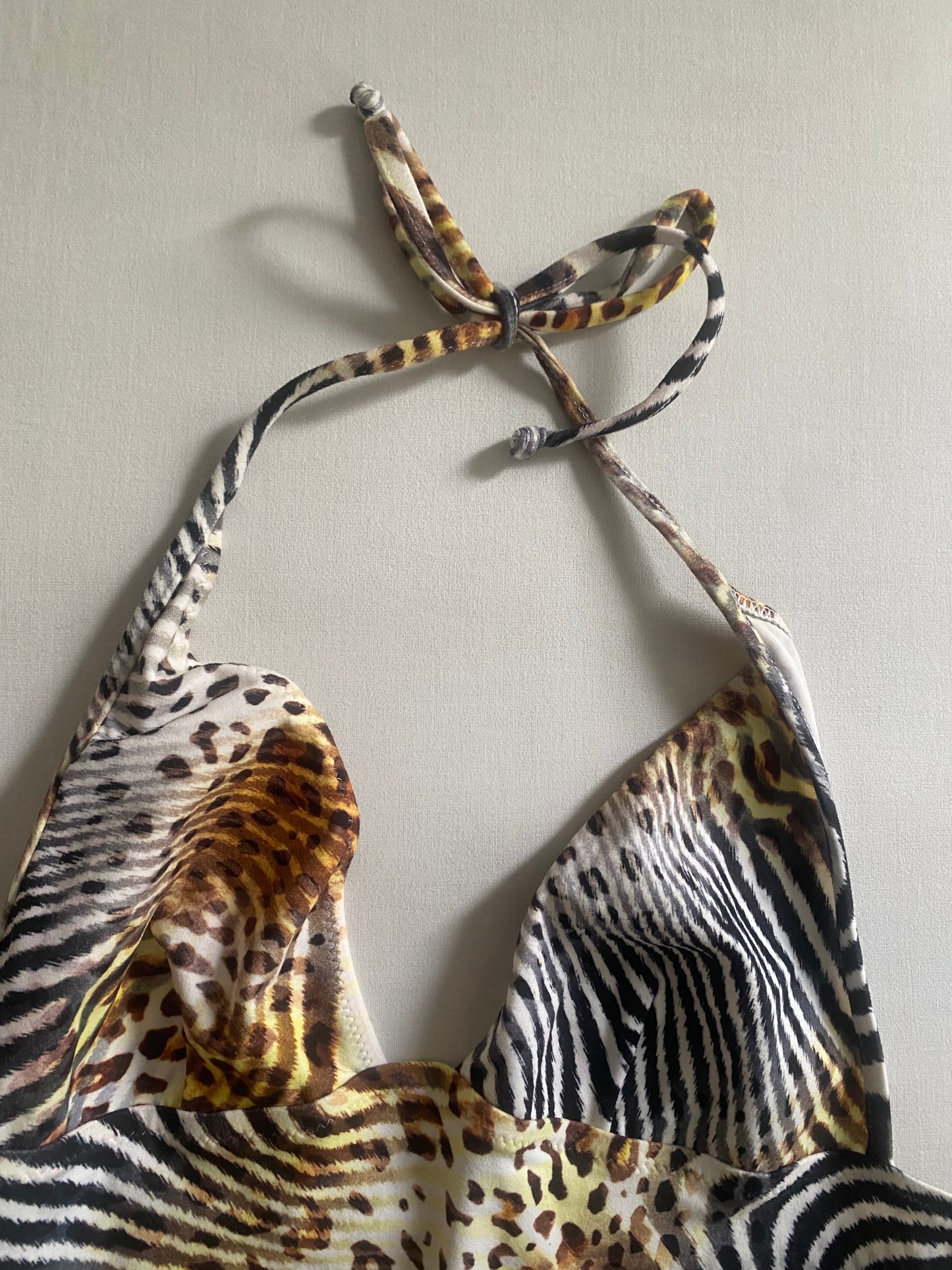 🐆 Top Animal Print Y2K din Lycra – Mărime M – Cu Legătura la Gât