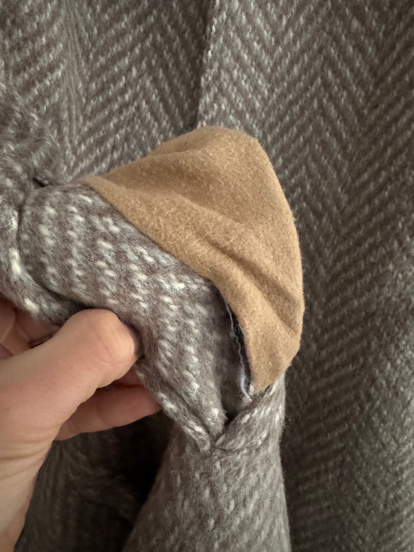 🧥 Palton Vintage Texturat din Lână Virgină și Mohair – Damă (M/L aprox.)