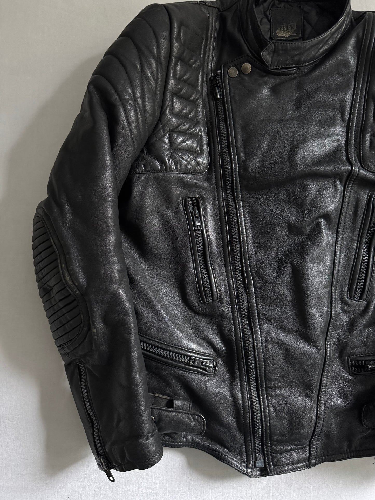 🏍️ Geacă Moto Vintage din Piele – Mărimea 54 (potrivită pentru L bărbați)