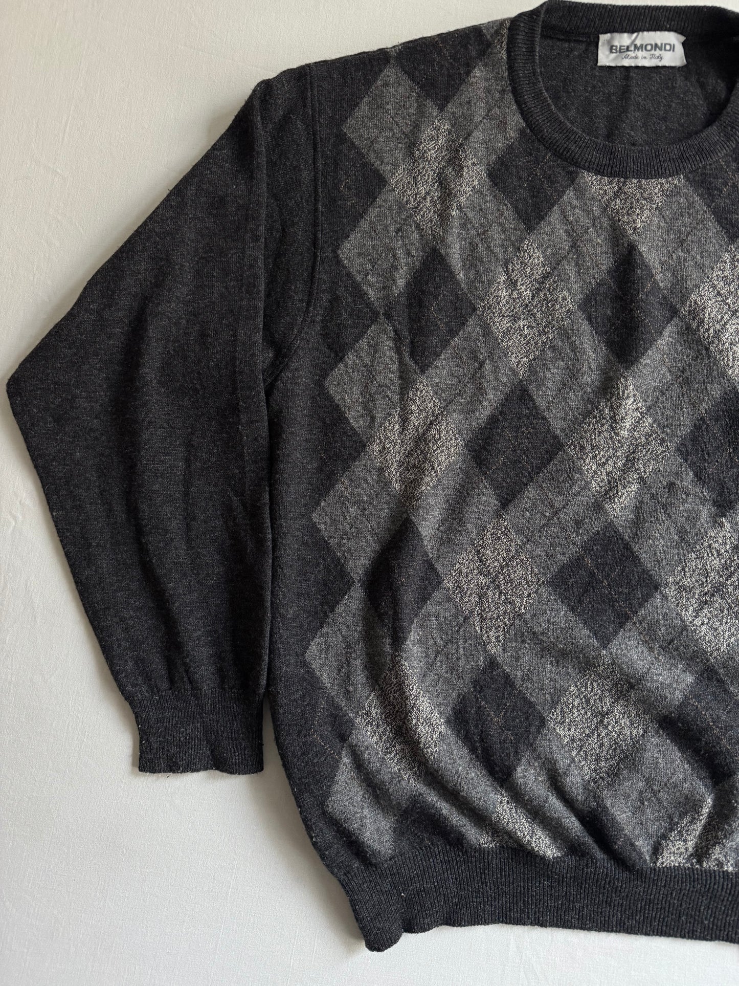 🧶 Pulover Vintage Gri Închis cu Model Argyle – Mărimea M