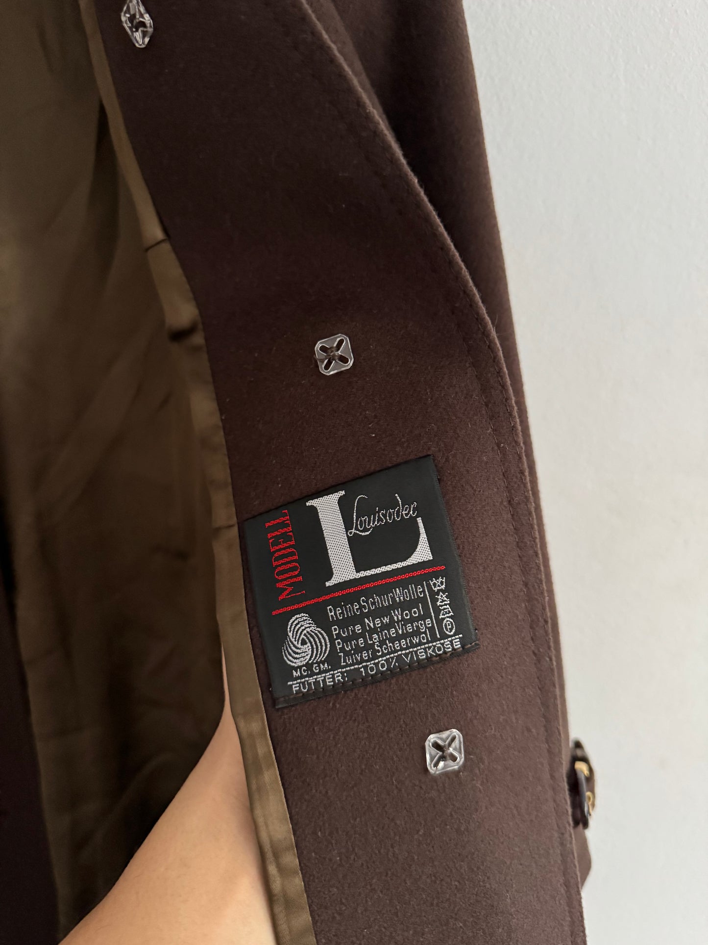 🧥 Palton Vintage Damă Maro Închis din Lână Virgină cu Barete la Mâneci – M/L