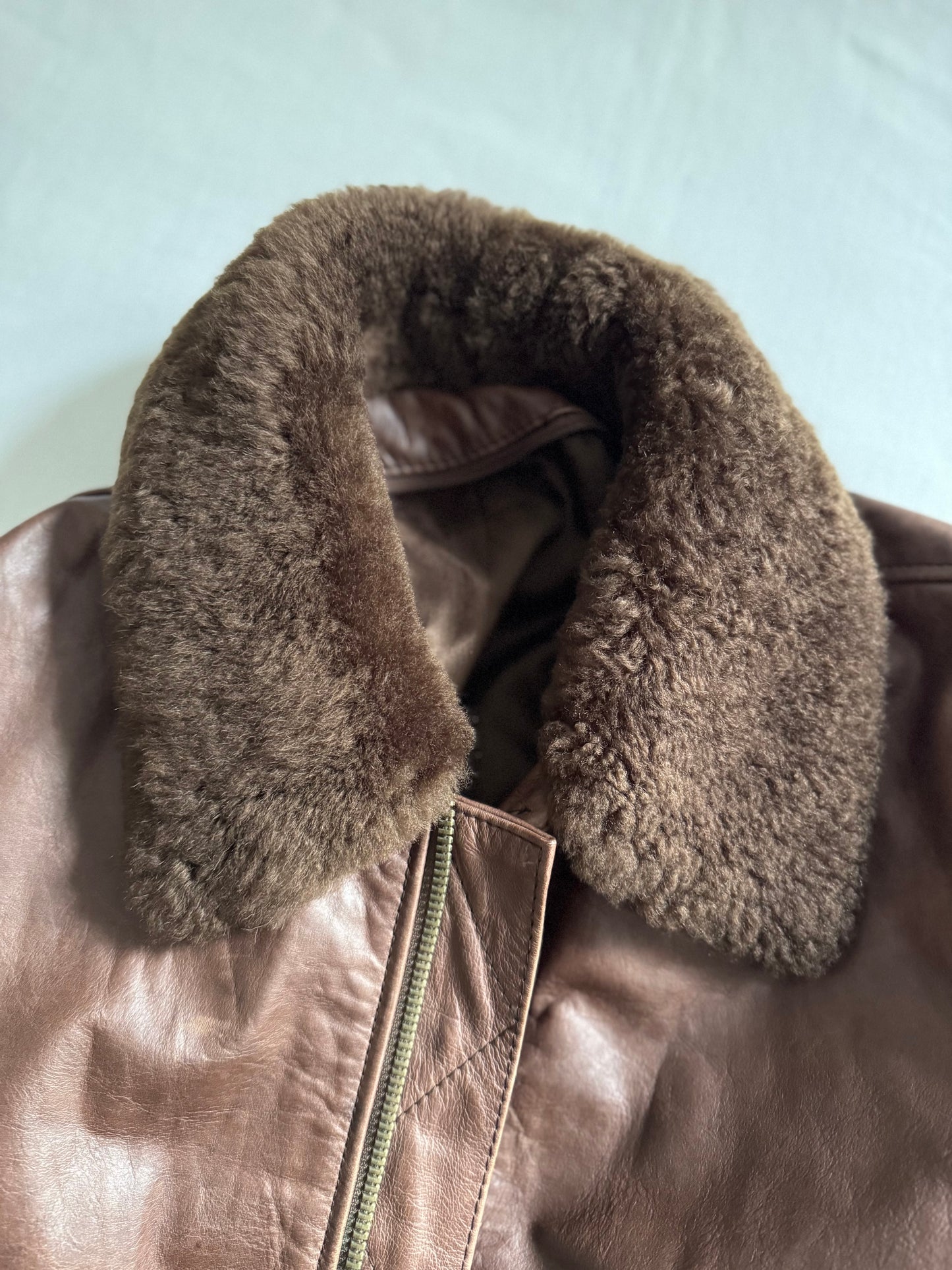 🧥 Geacă Vintage din Piele Maro cu Guler și Căptușeală Detasabilă din Faux Shearling – Mărime M (Made in Italy)