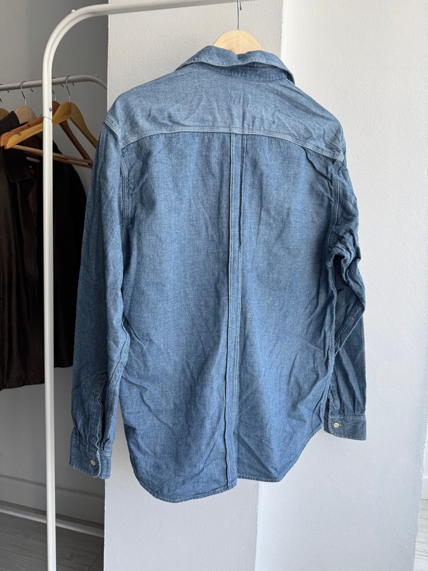 🤠 Cămașă Denim Vintage 80’s Valentino – M (40) – Made in Italy - anbracaminte