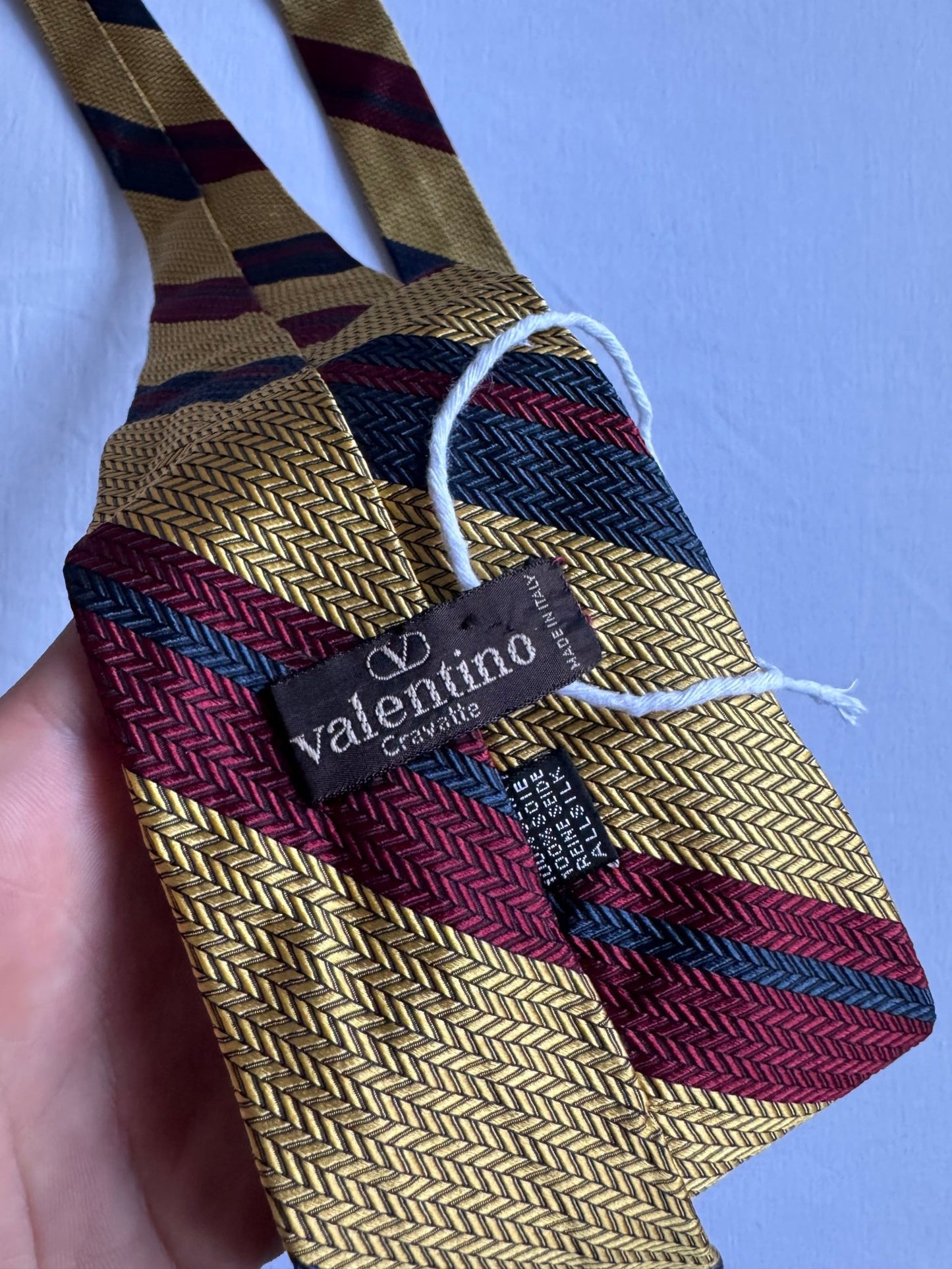 👔 Cravată Vintage Valentino din Mătase (Made in Italy) - anbracaminte