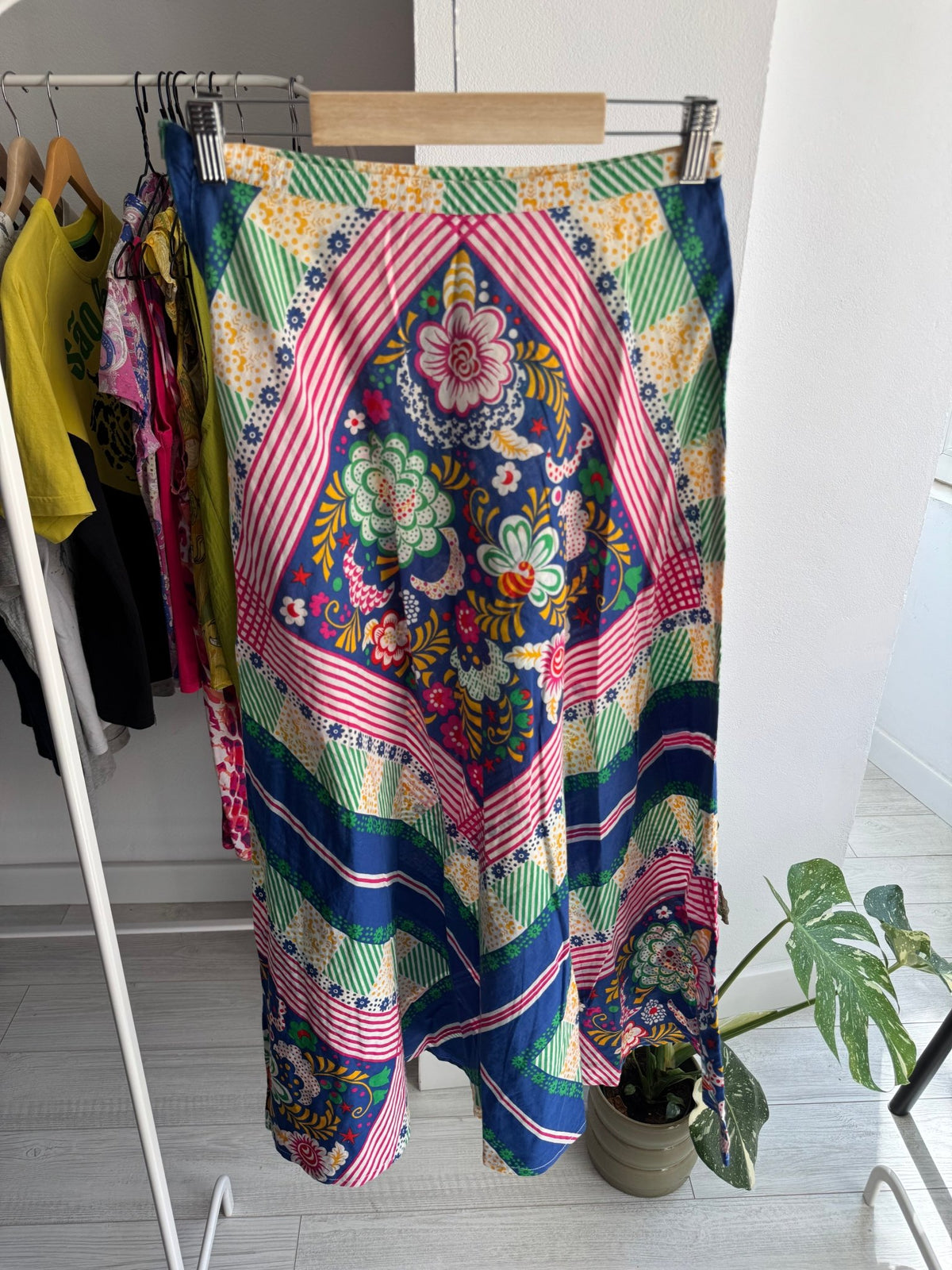 ☀️ Fustă Vintage cu Print – Approx. XS–S Damă - anbracaminte