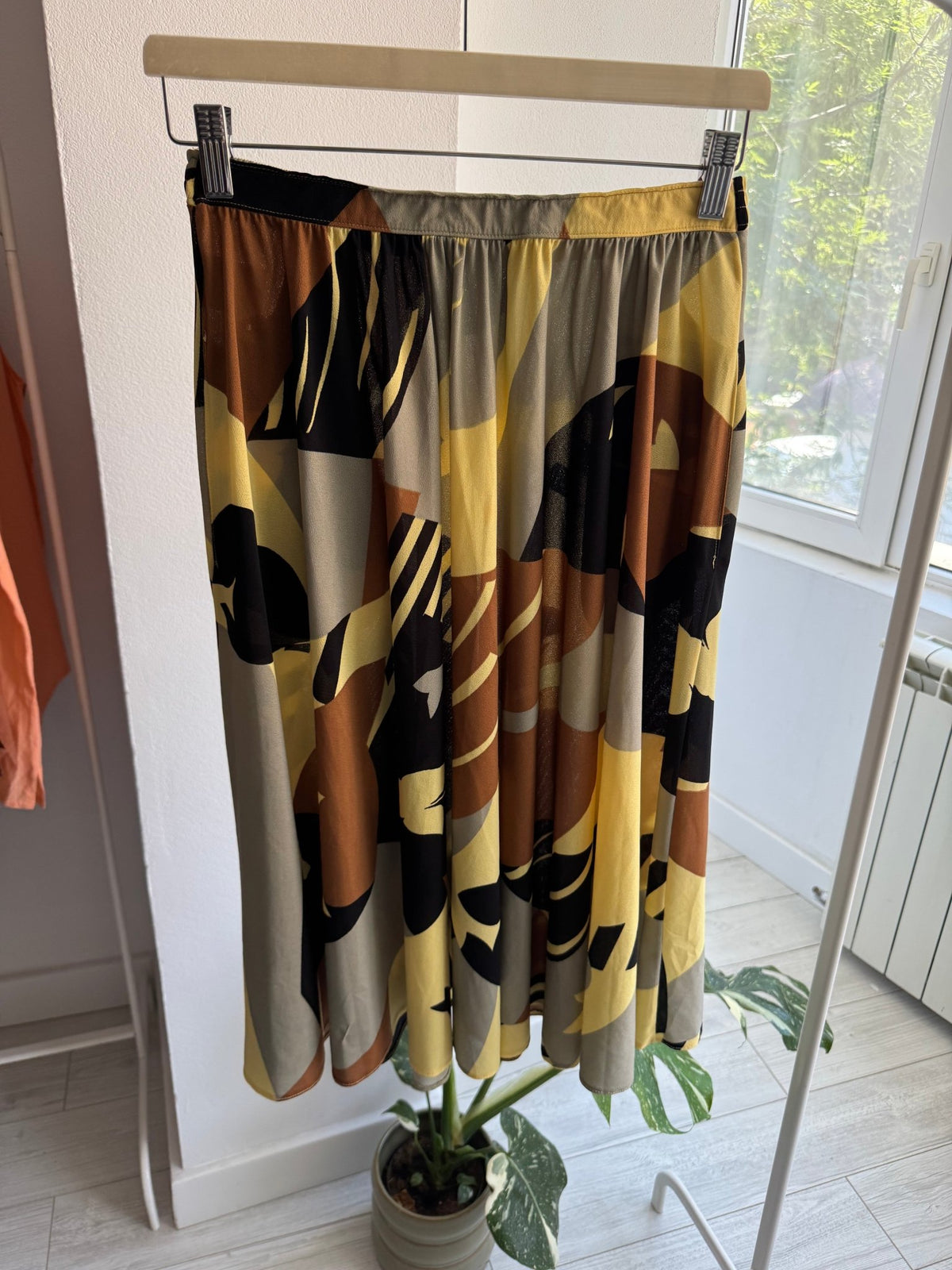 ☀️ Fustă Vintage cu Print – EU 38 Damă (S/M) - anbracaminte