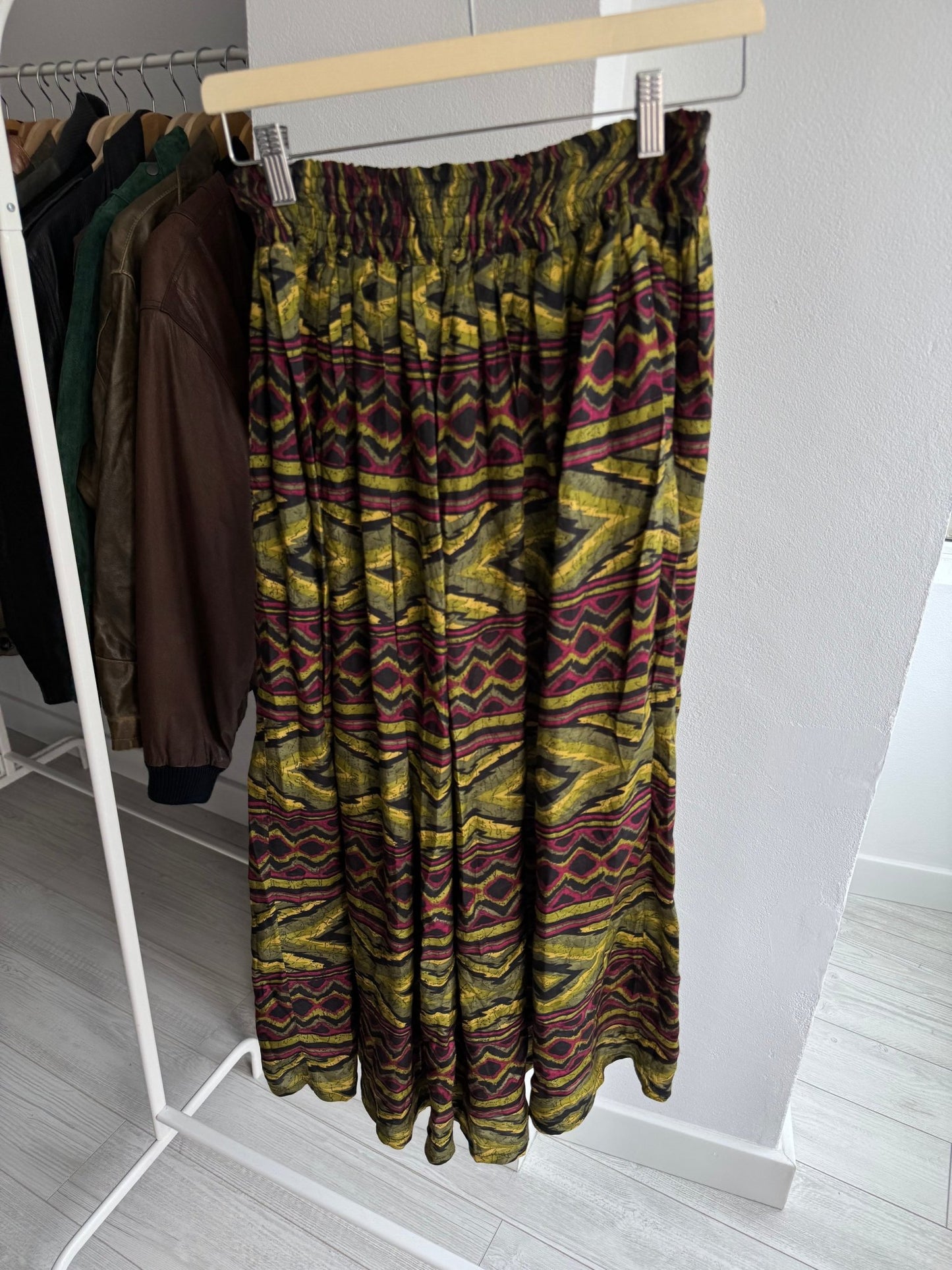 🗿 Fustă Vintage Printed – 100% Vâscoză – M – Made in Italy - anbracaminte